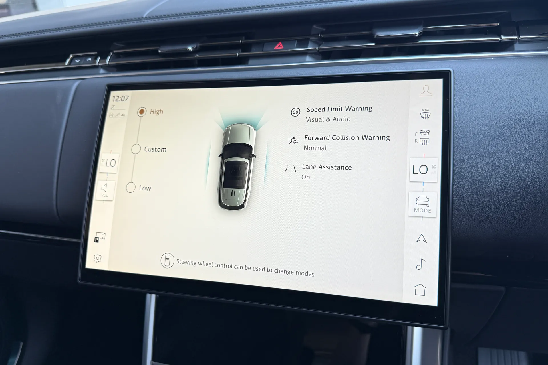 LAND ROVER RANGE ROVER thumbnail image number 22