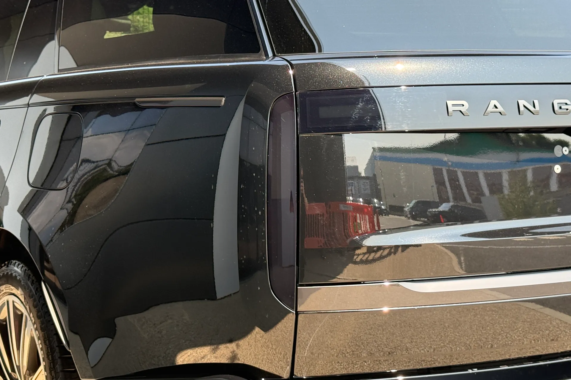 LAND ROVER RANGE ROVER thumbnail image number 44