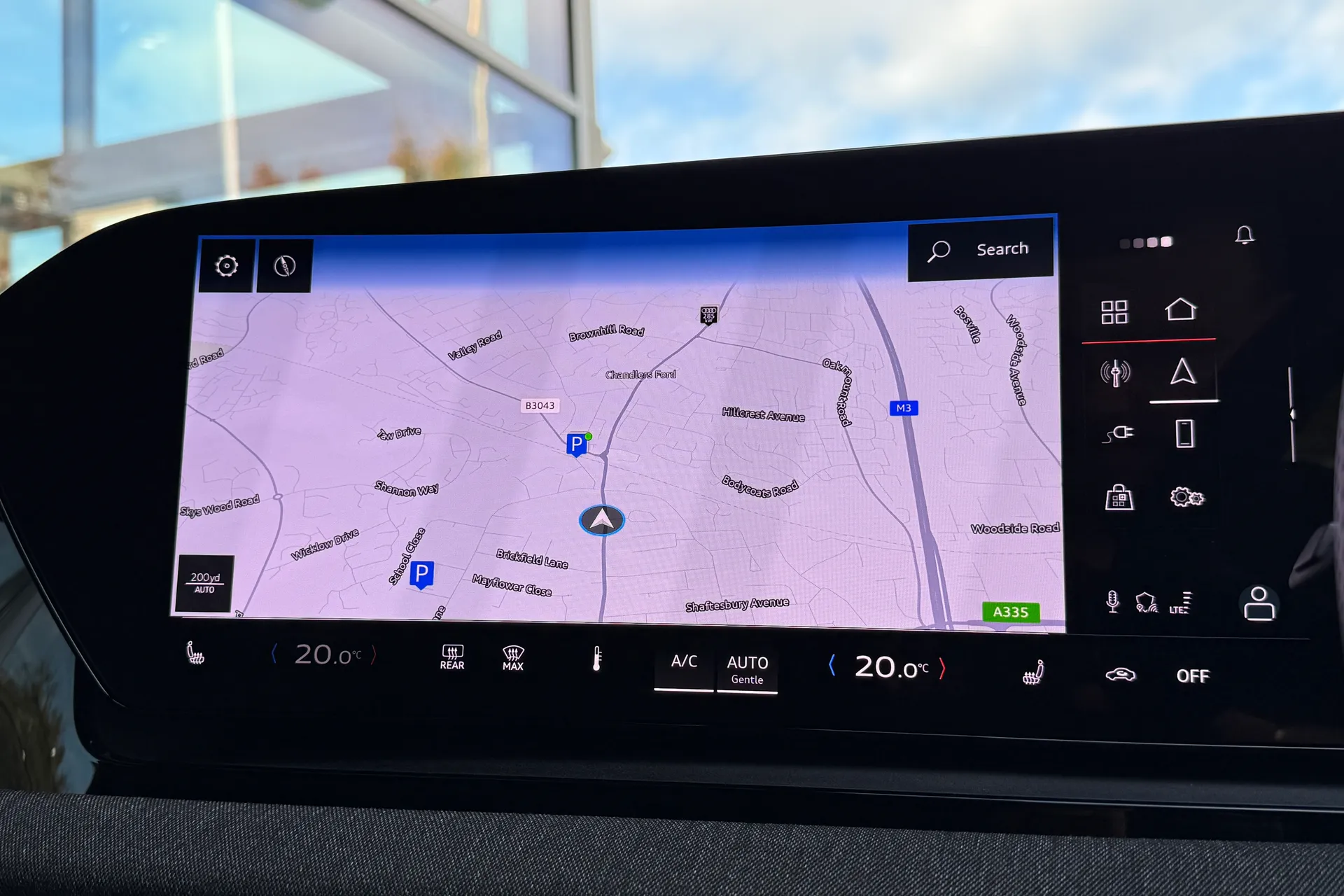 Audi Q6 thumbnail image number 16