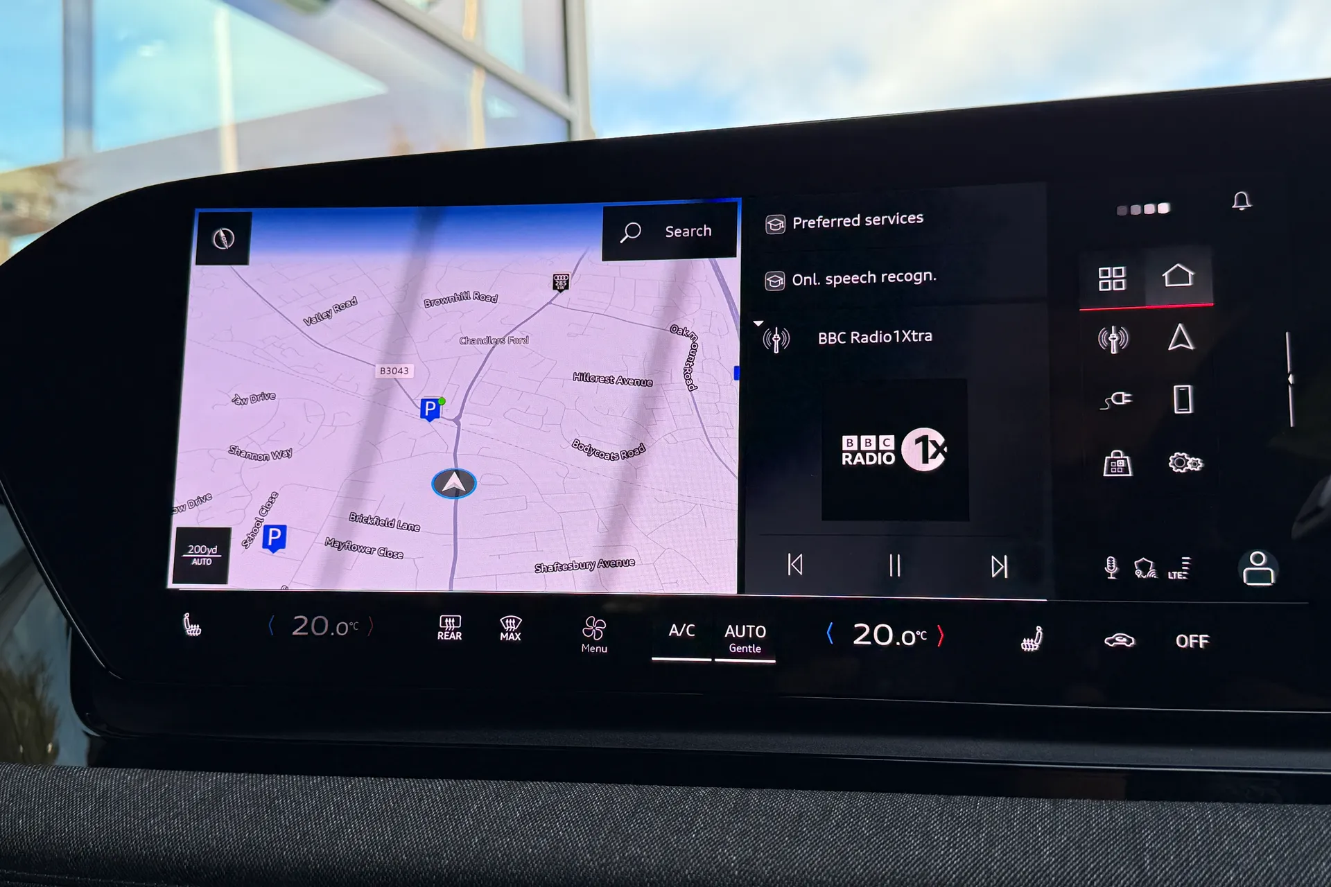 Audi Q6 thumbnail image number 14