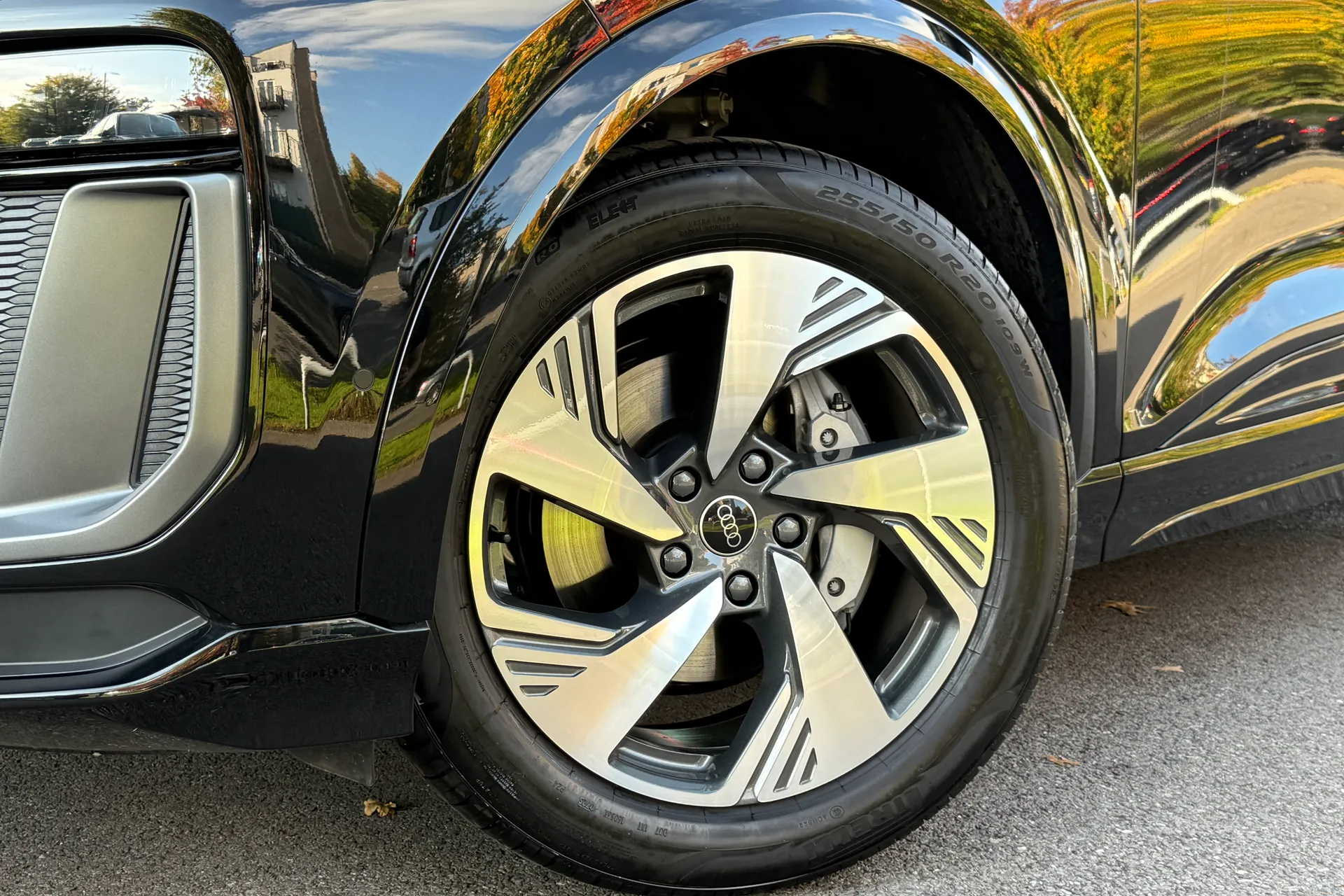 Audi Q6 thumbnail image number 59