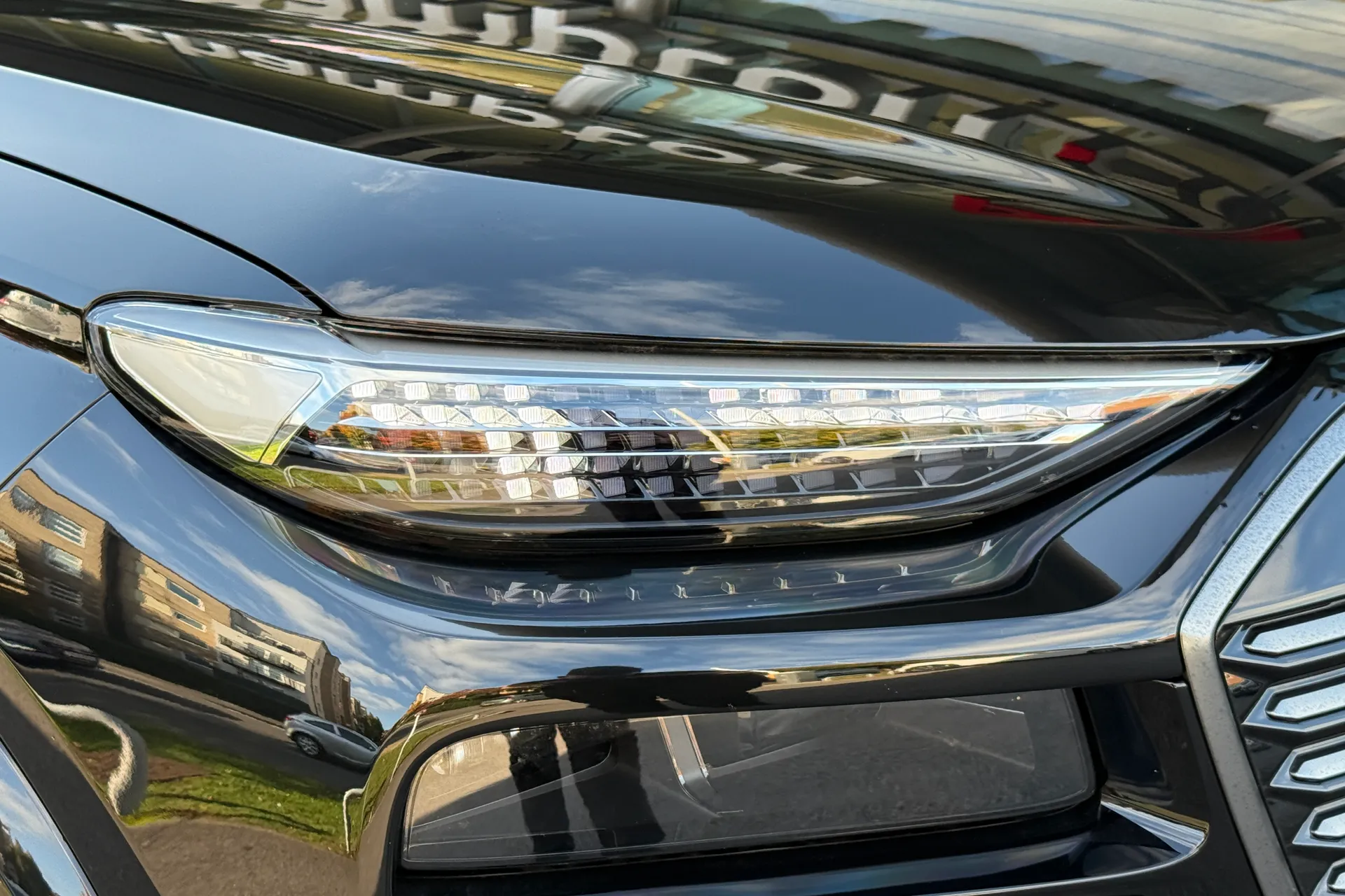 Audi Q6 thumbnail image number 50