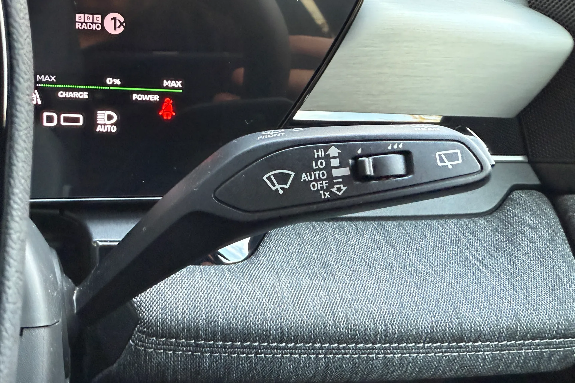 Audi Q6 thumbnail image number 21