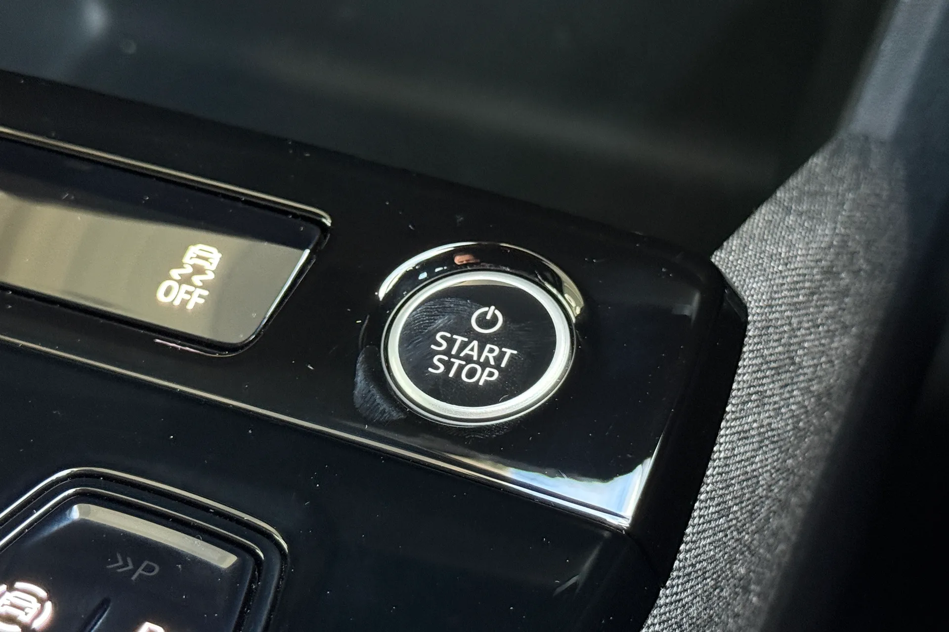 Audi Q6 thumbnail image number 13