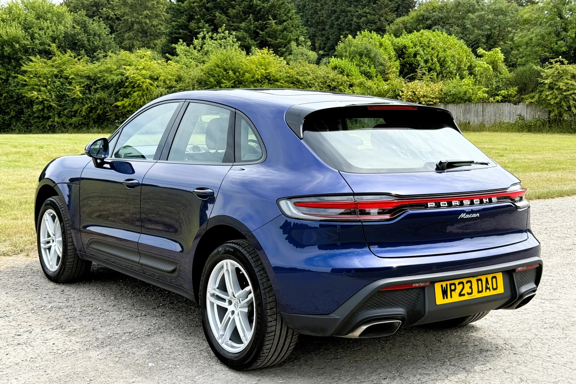 Porsche MACAN thumbnail image number 17