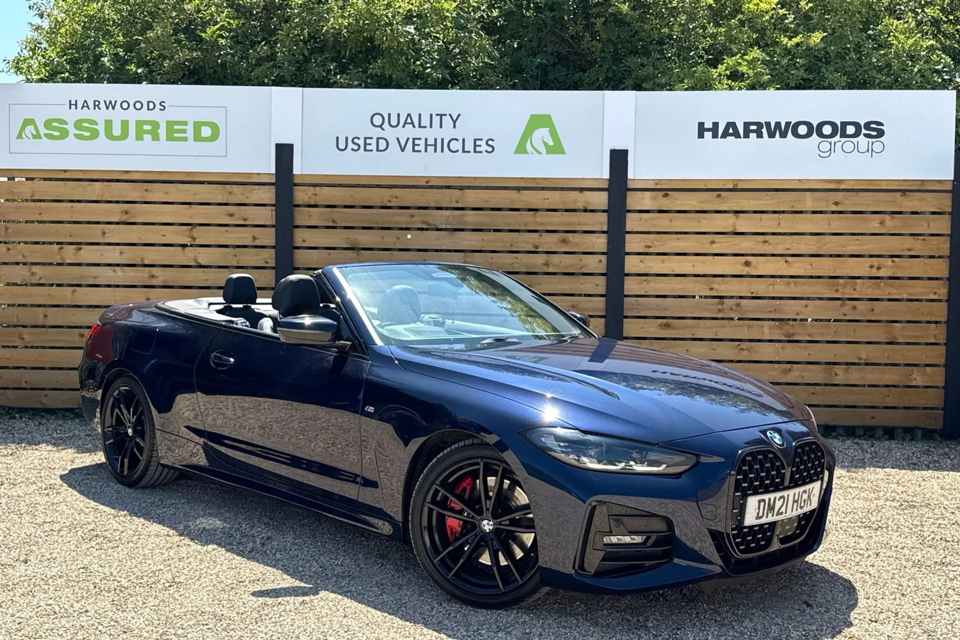 BMW 4 SERIES focused image