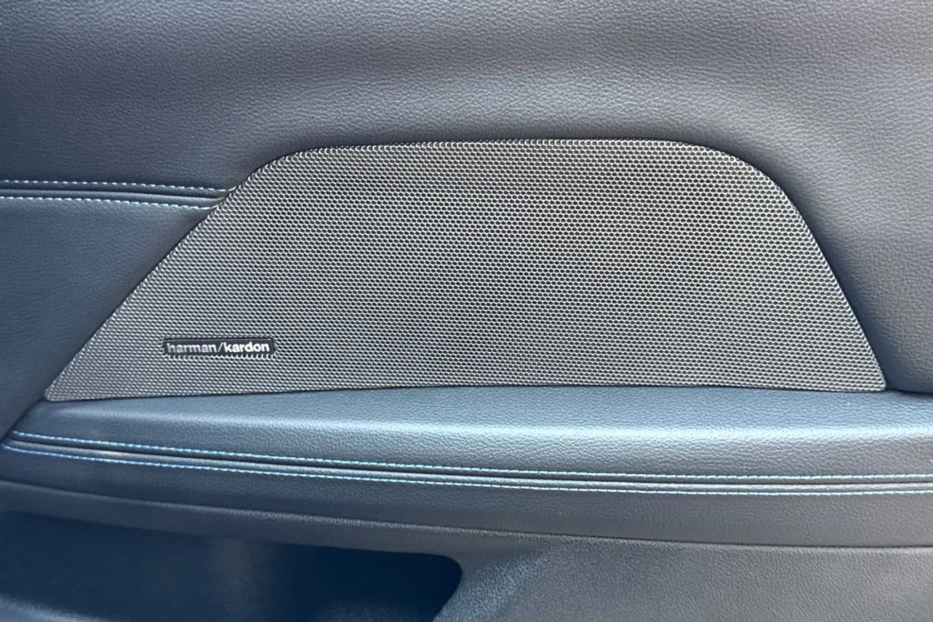 BMW 4 SERIES thumbnail image number 47