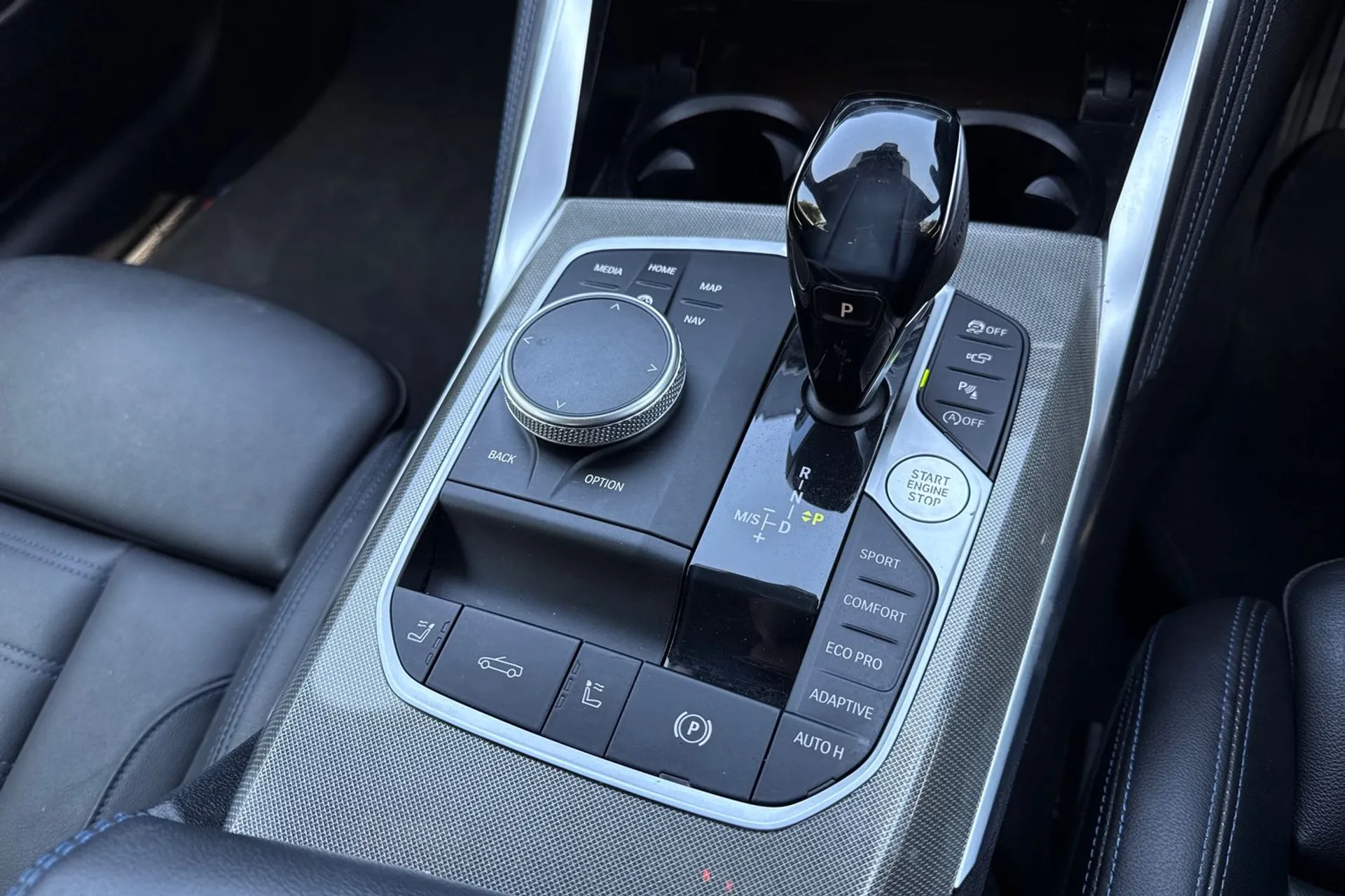 BMW 4 SERIES thumbnail image number 43