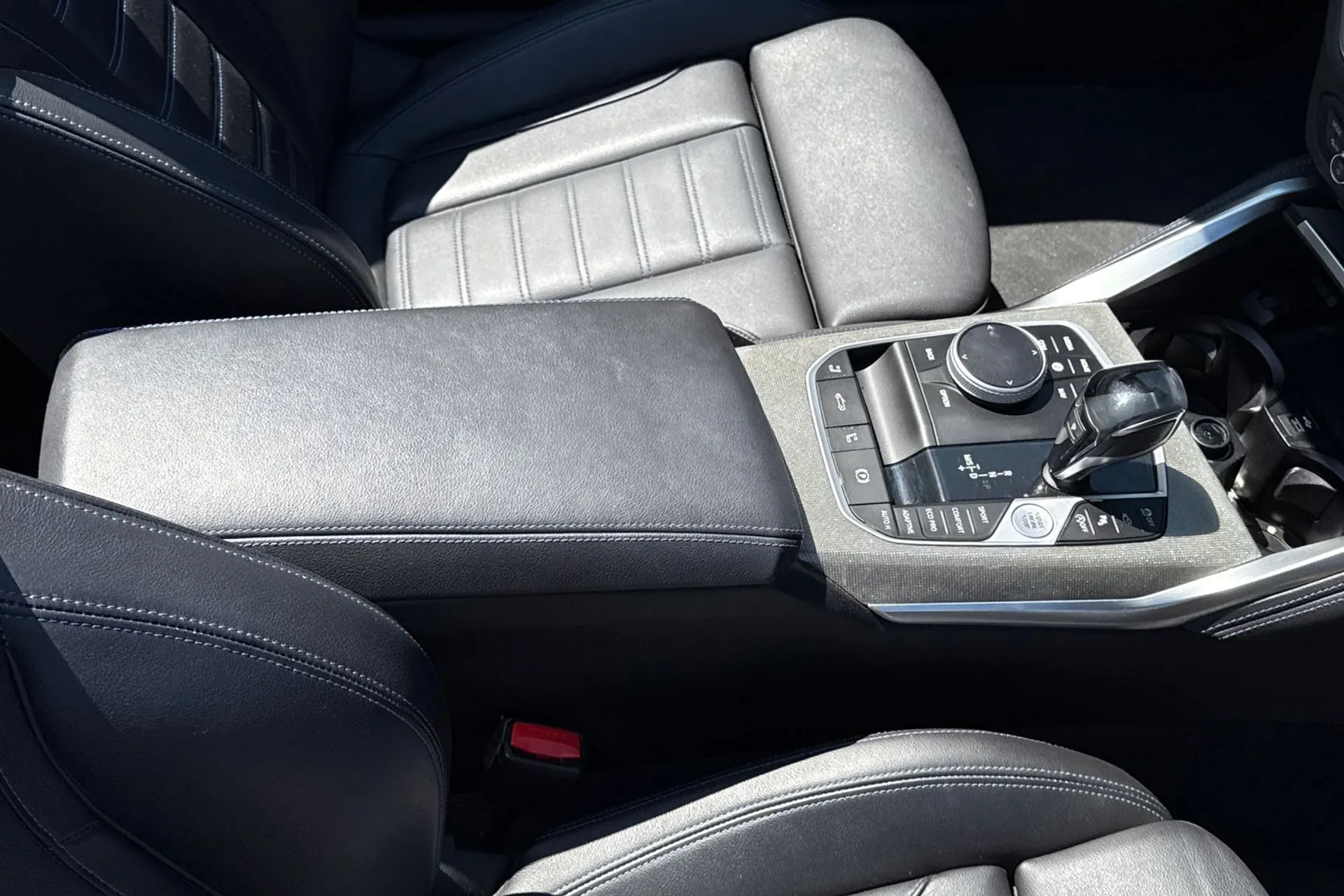 BMW 4 SERIES thumbnail image number 42