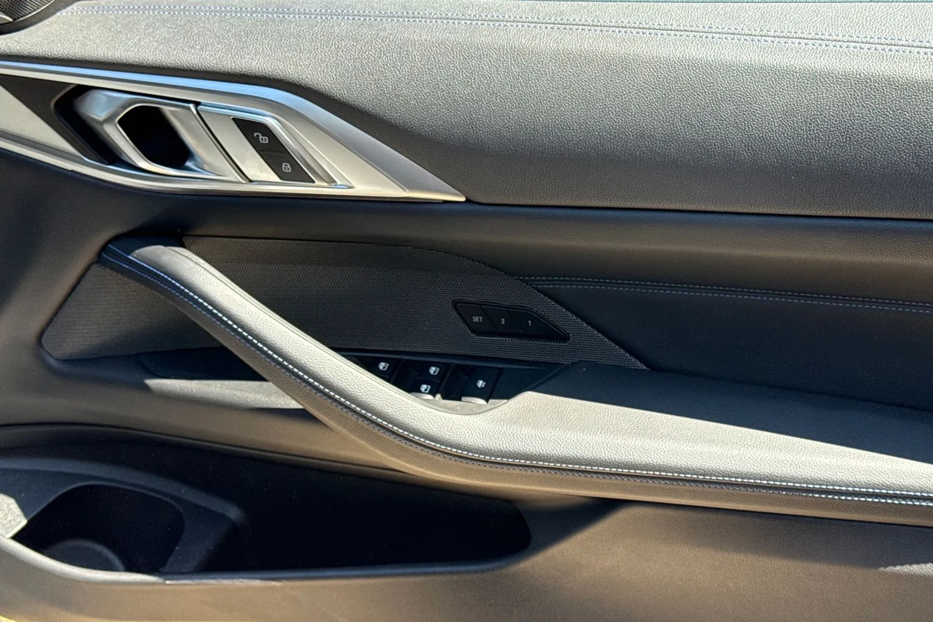 BMW 4 SERIES thumbnail image number 41