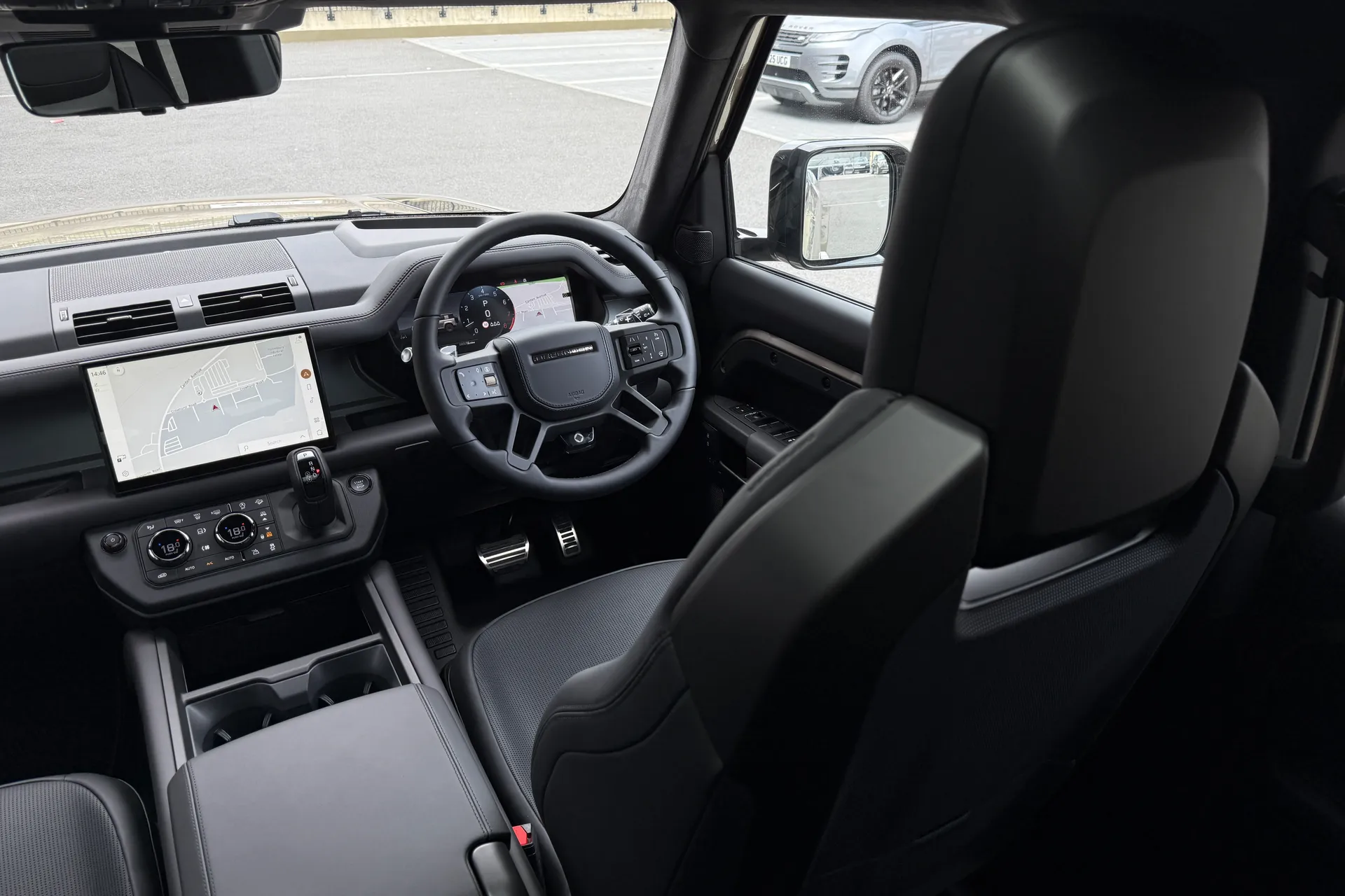 LAND ROVER Defender 110 thumbnail image number 55