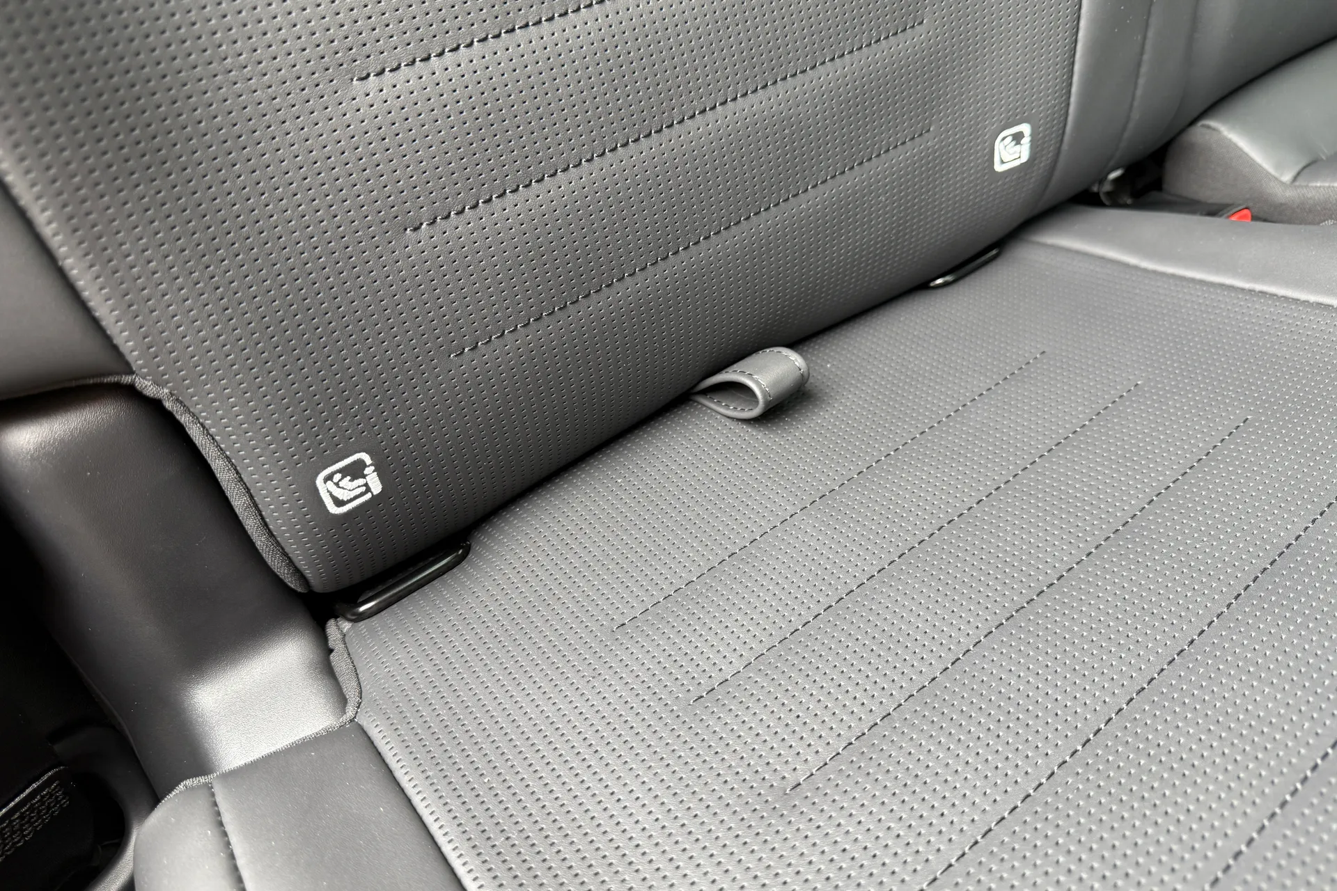 LAND ROVER Defender 110 thumbnail image number 49