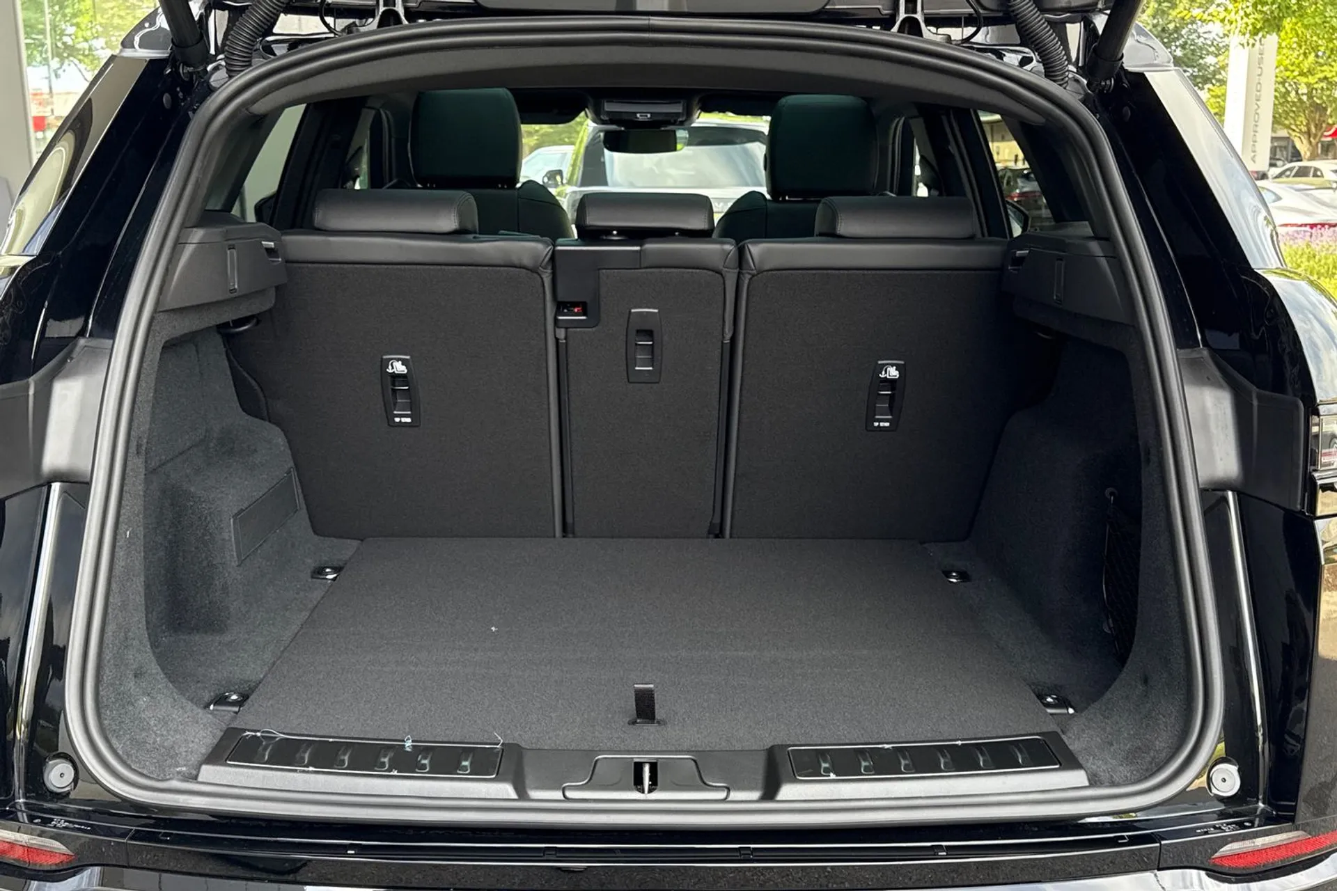 LAND ROVER RANGE ROVER EVOQUE thumbnail image number 33