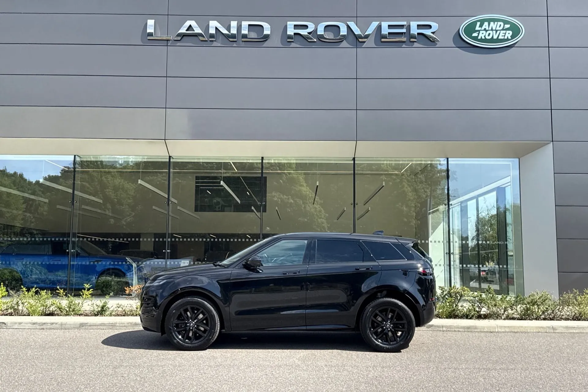 LAND ROVER RANGE ROVER EVOQUE thumbnail image number 11