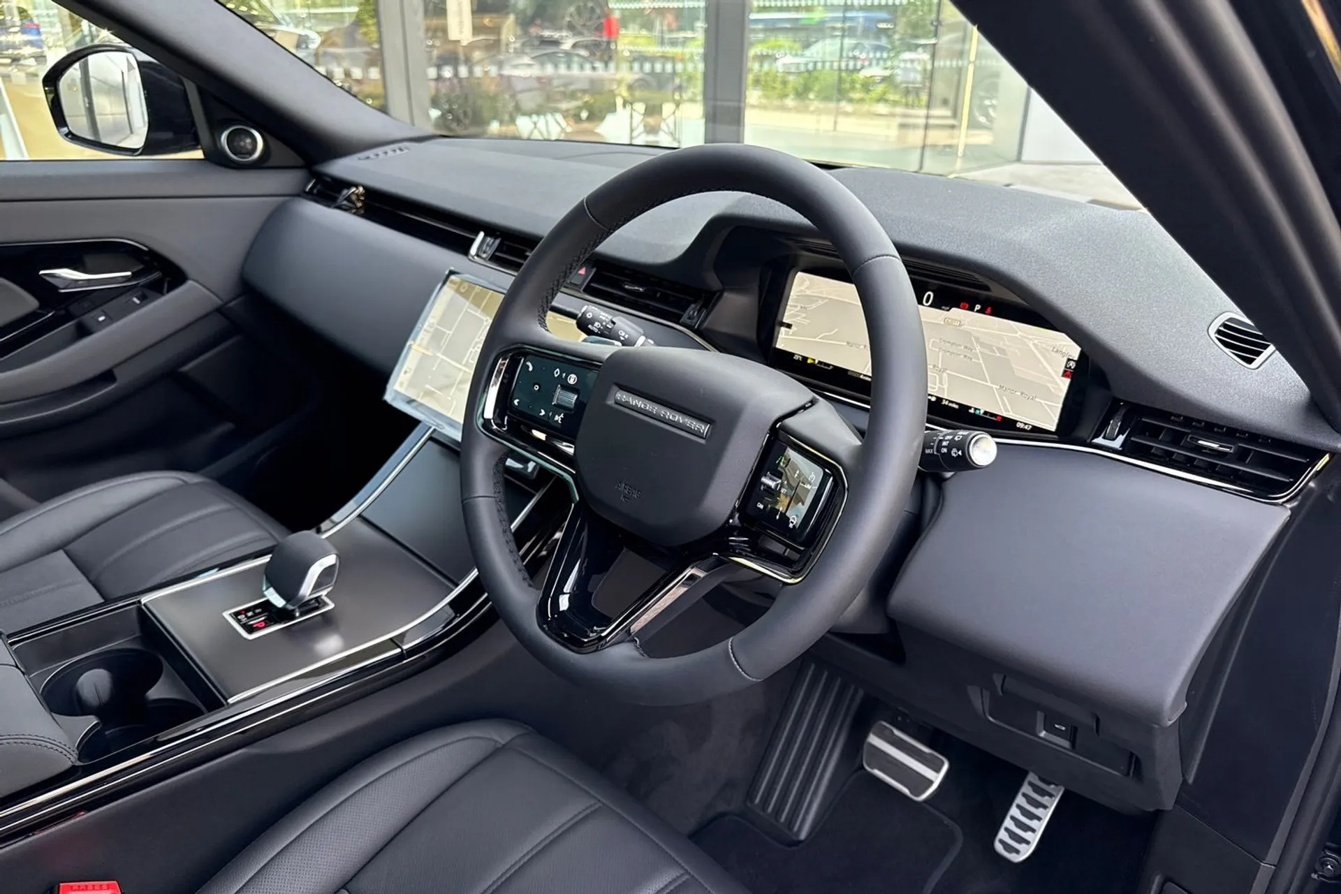LAND ROVER RANGE ROVER EVOQUE thumbnail image number 43