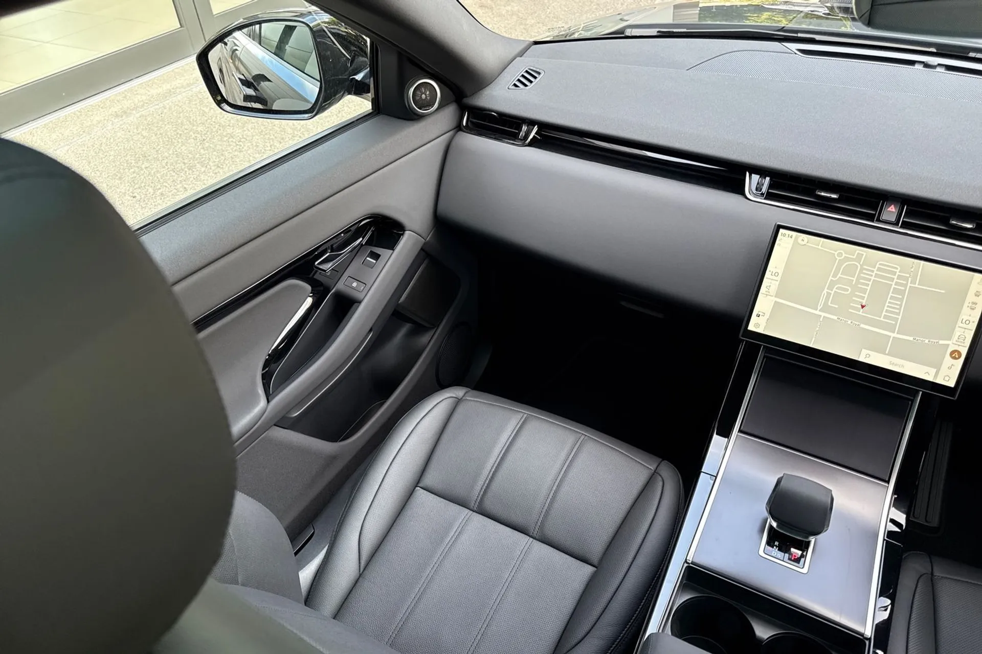 LAND ROVER RANGE ROVER EVOQUE thumbnail image number 24