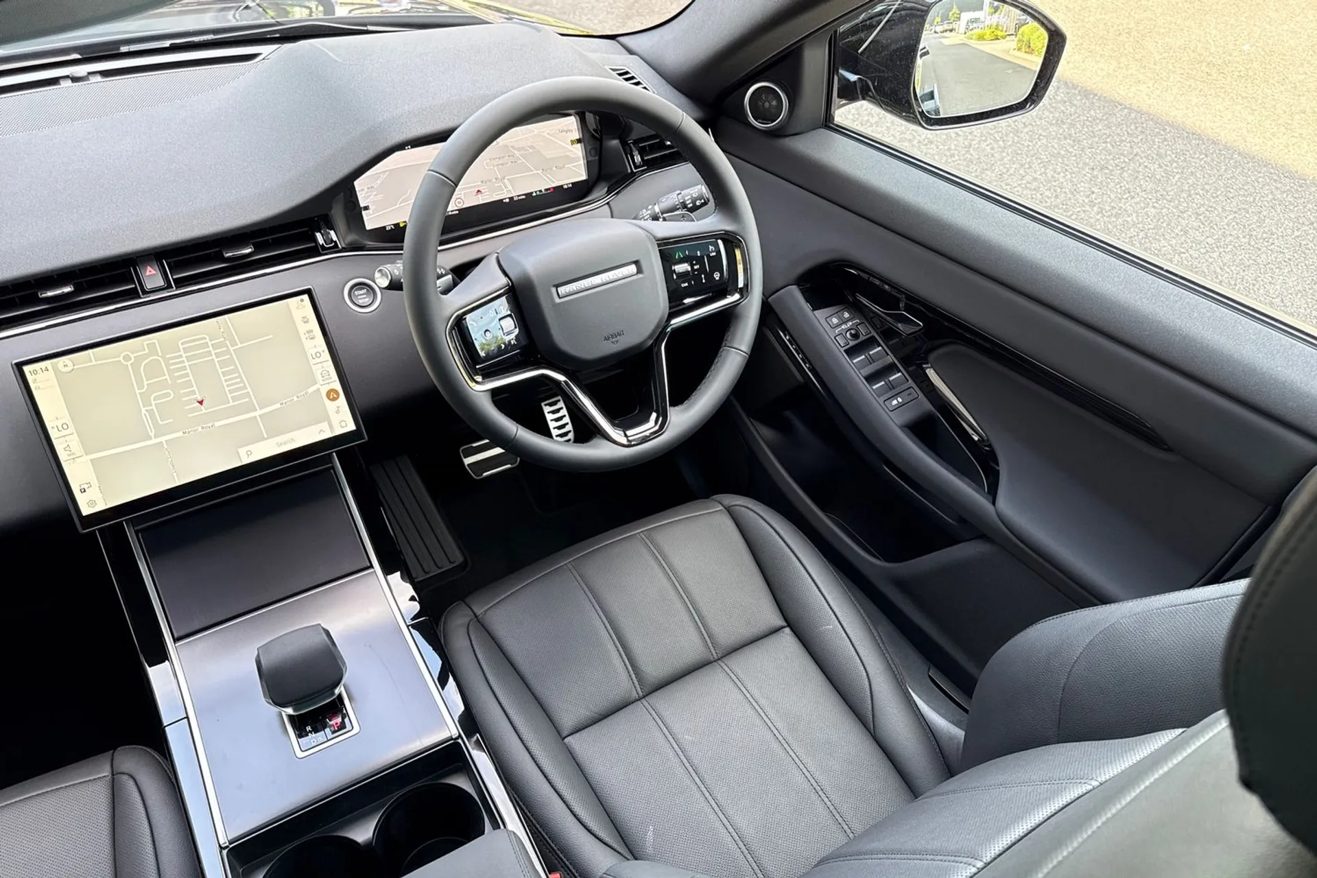LAND ROVER RANGE ROVER EVOQUE thumbnail image number 30