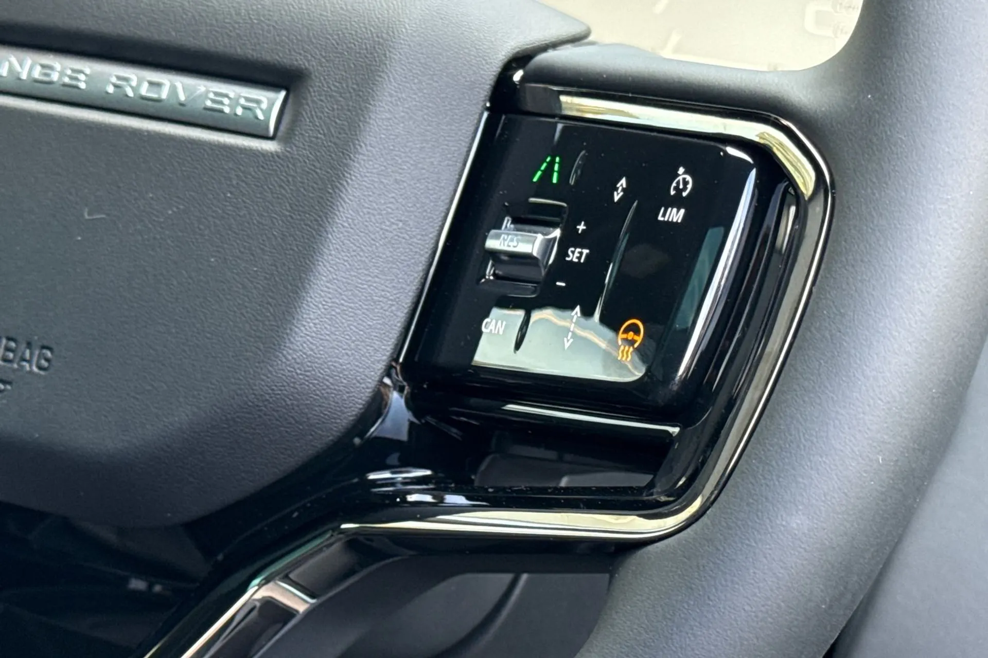 LAND ROVER RANGE ROVER EVOQUE thumbnail image number 50