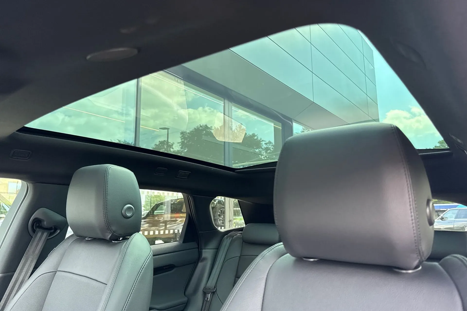 LAND ROVER RANGE ROVER EVOQUE thumbnail image number 7