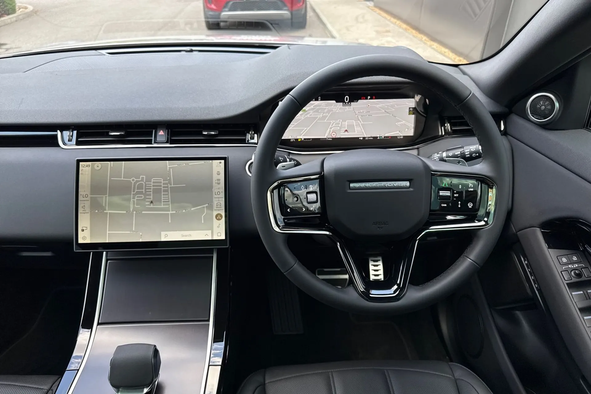 LAND ROVER RANGE ROVER EVOQUE thumbnail image number 27