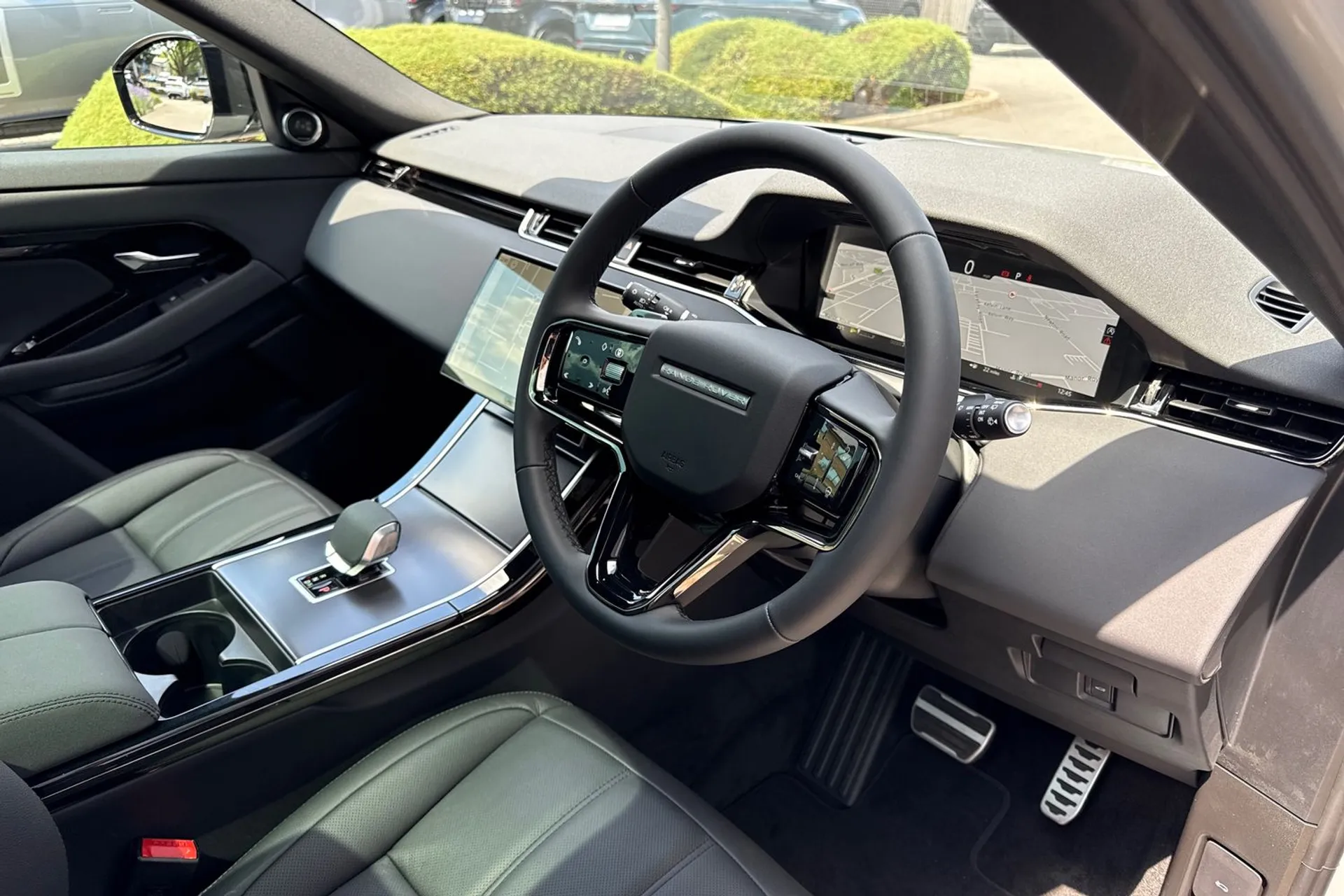 LAND ROVER RANGE ROVER EVOQUE thumbnail image number 40