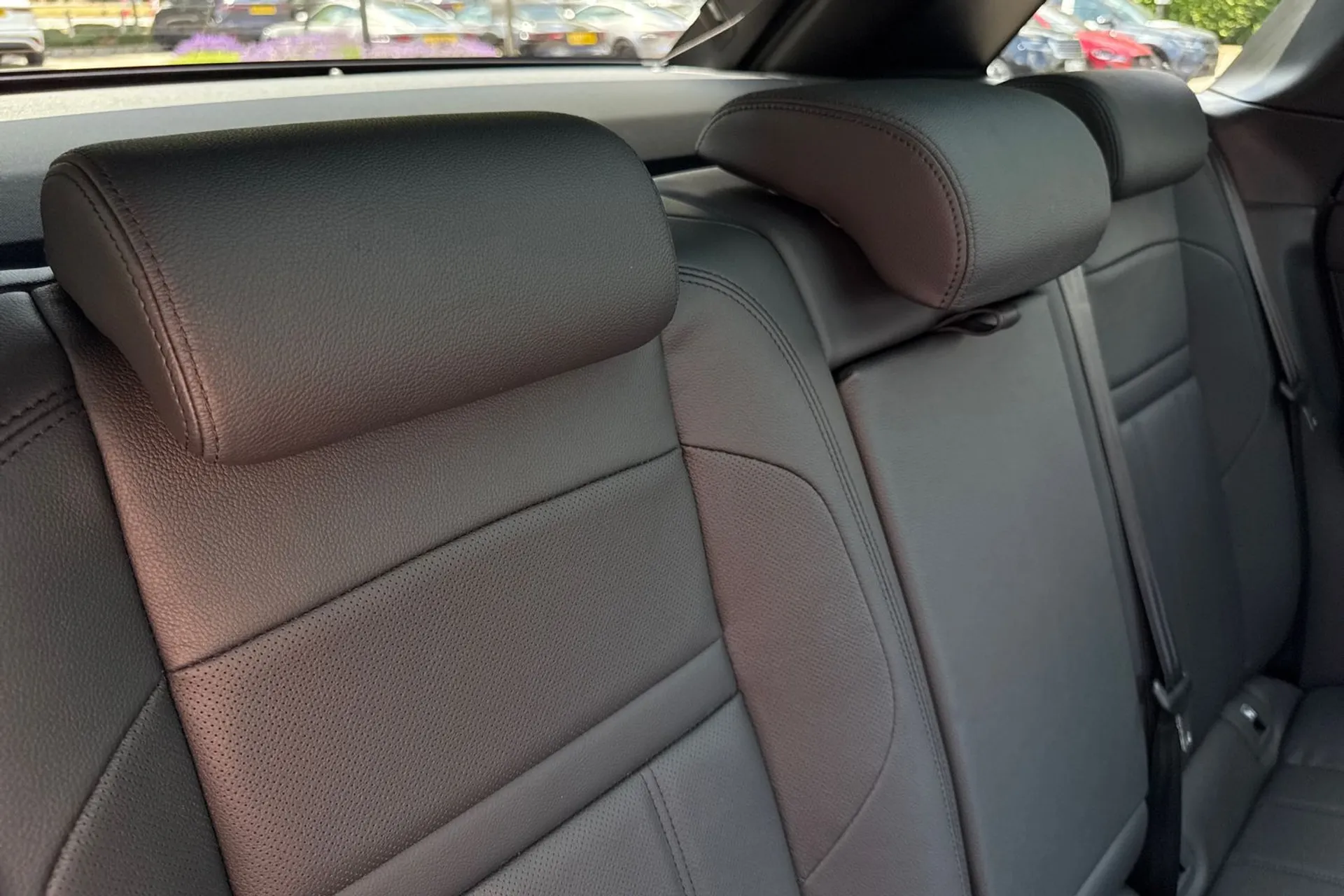LAND ROVER RANGE ROVER EVOQUE thumbnail image number 32