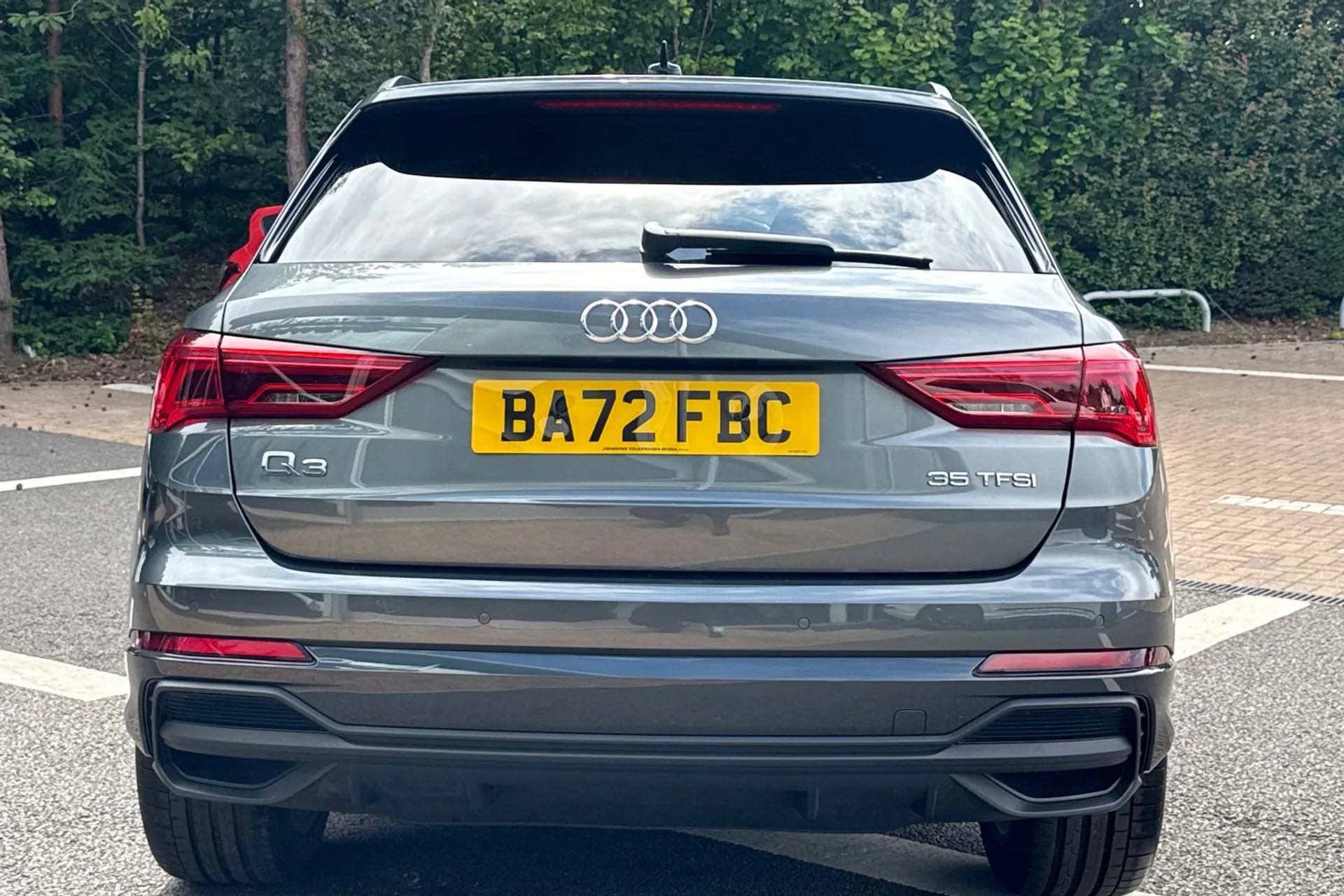 Audi Q3 thumbnail image number 7