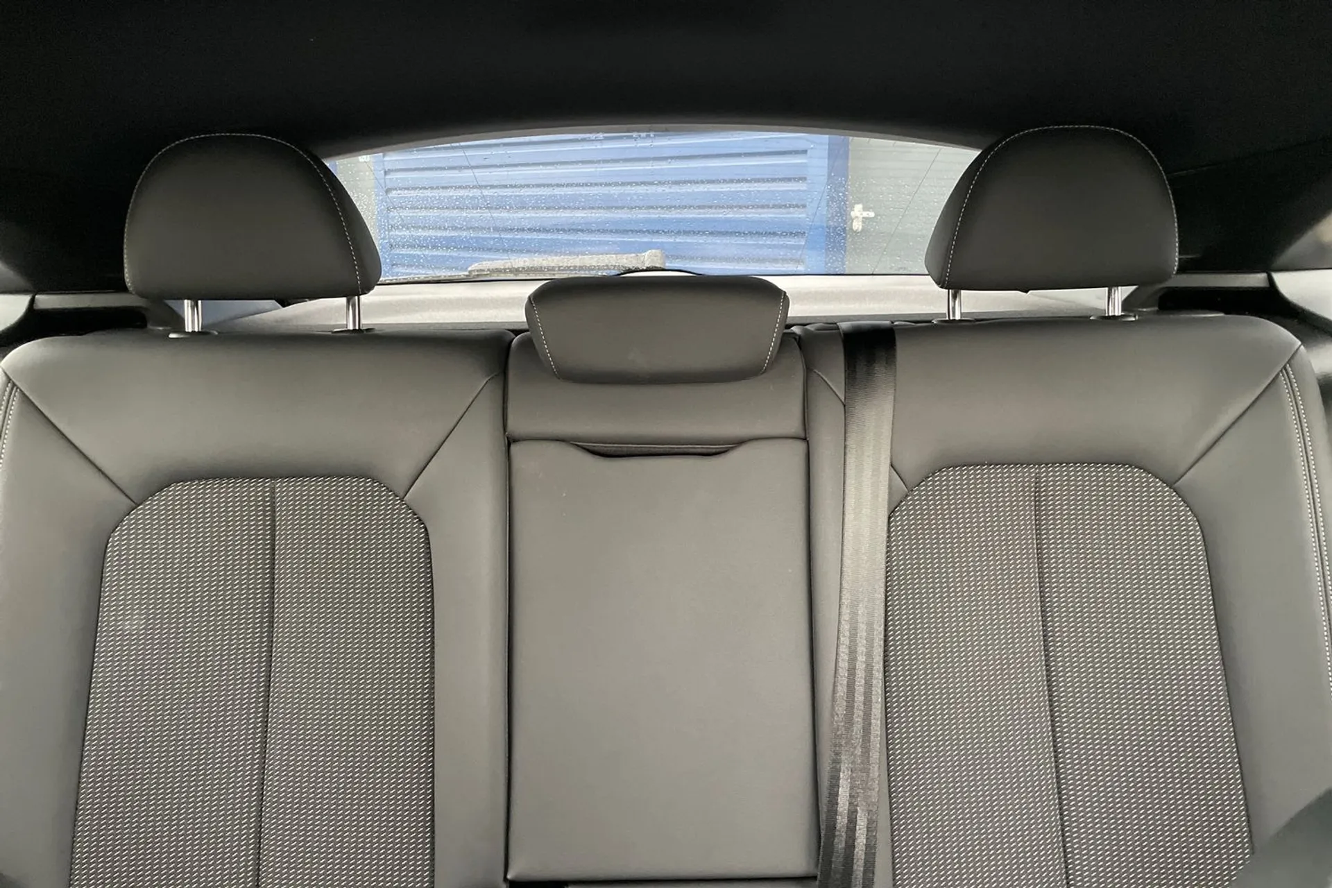 Audi Q3 thumbnail image number 34