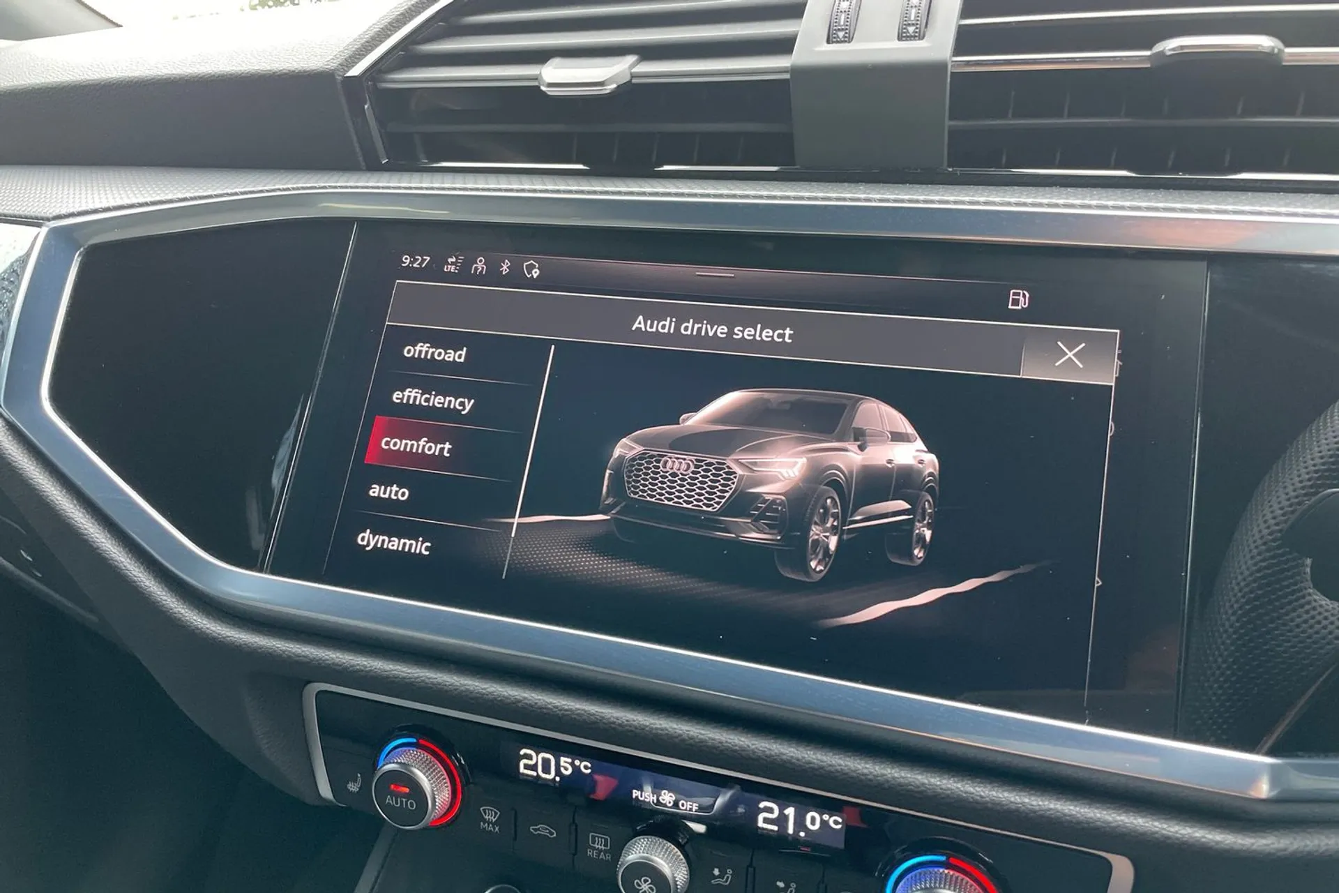 Audi Q3 thumbnail image number 35