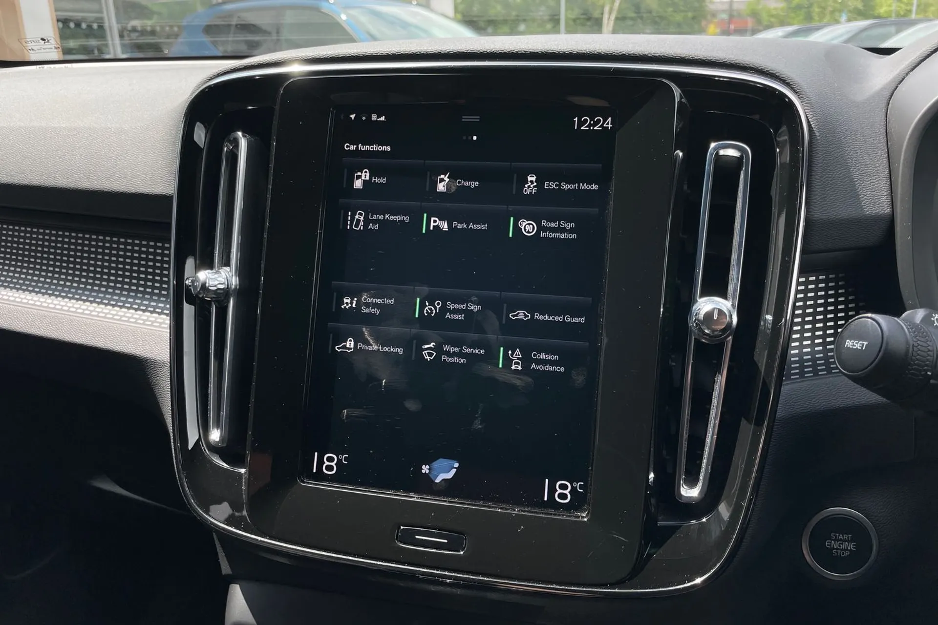 Volvo XC40 thumbnail image number 39