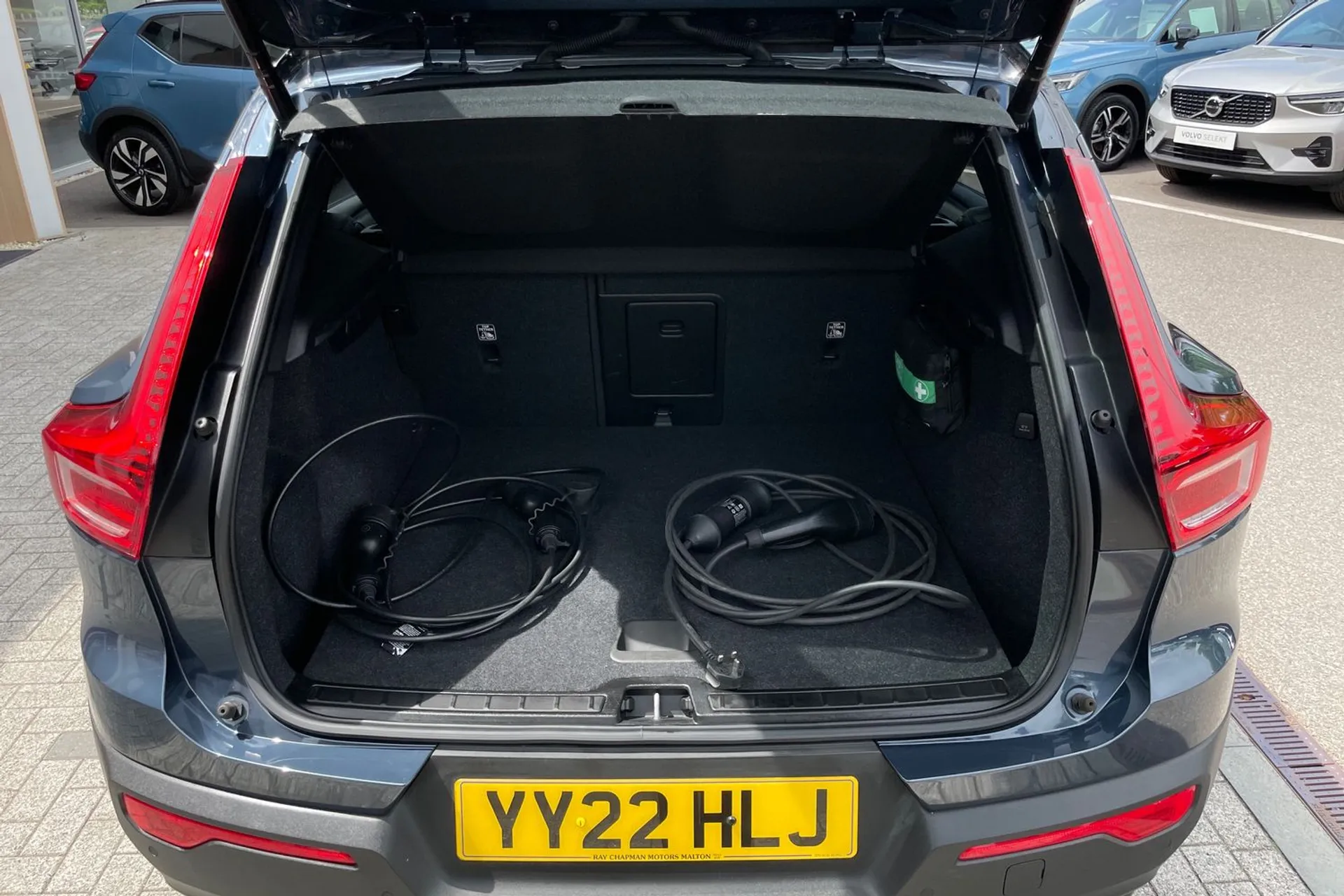 Volvo XC40 thumbnail image number 19
