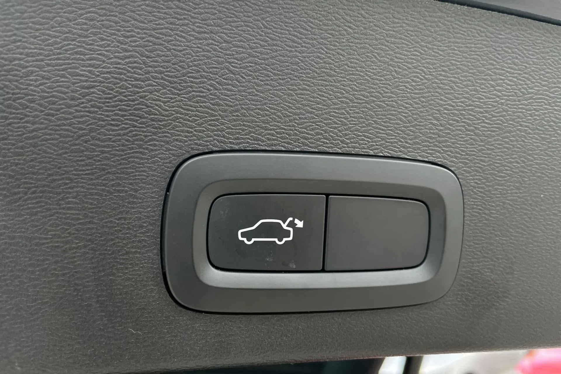 Volvo XC40 thumbnail image number 20