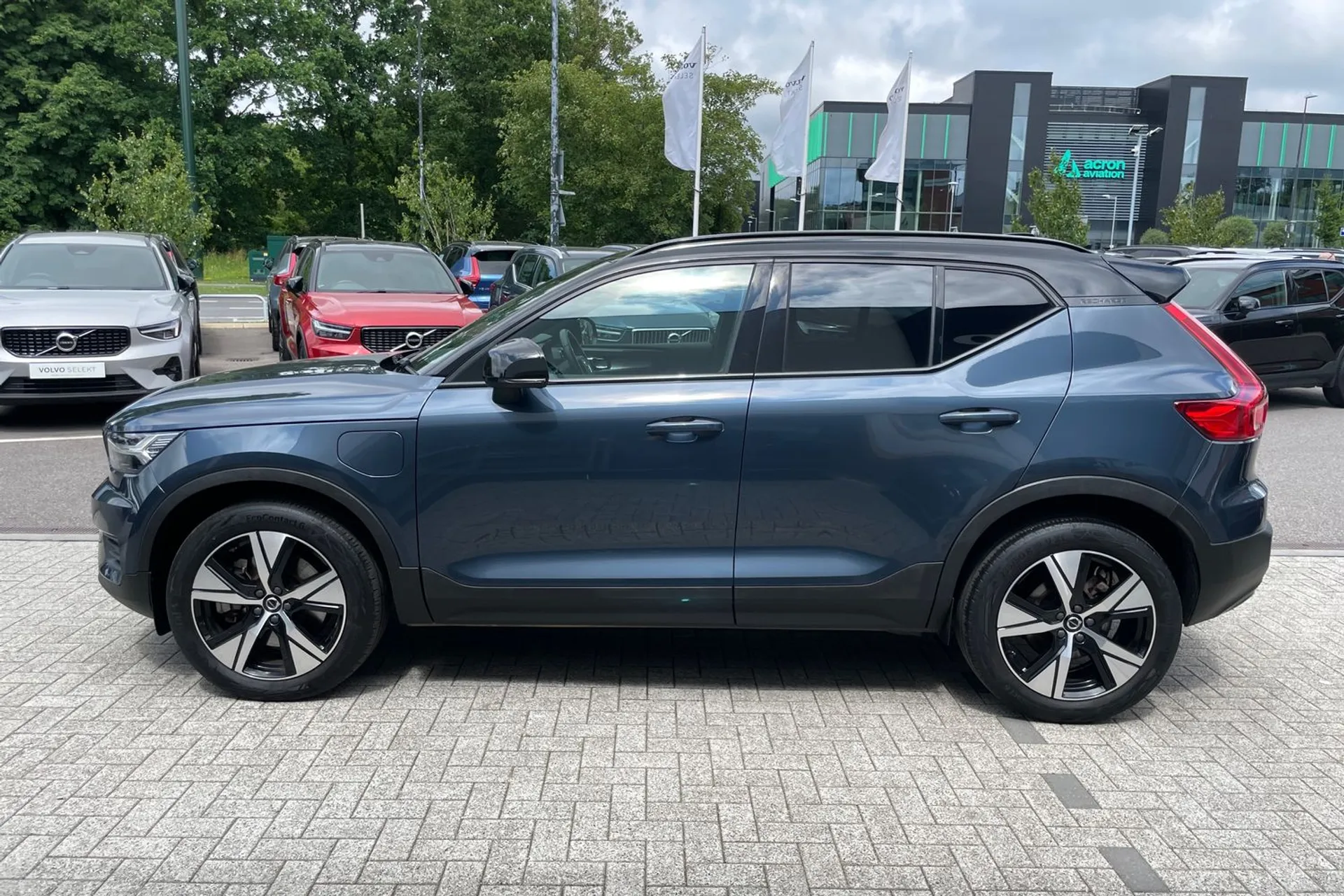 Volvo XC40 thumbnail image number 10