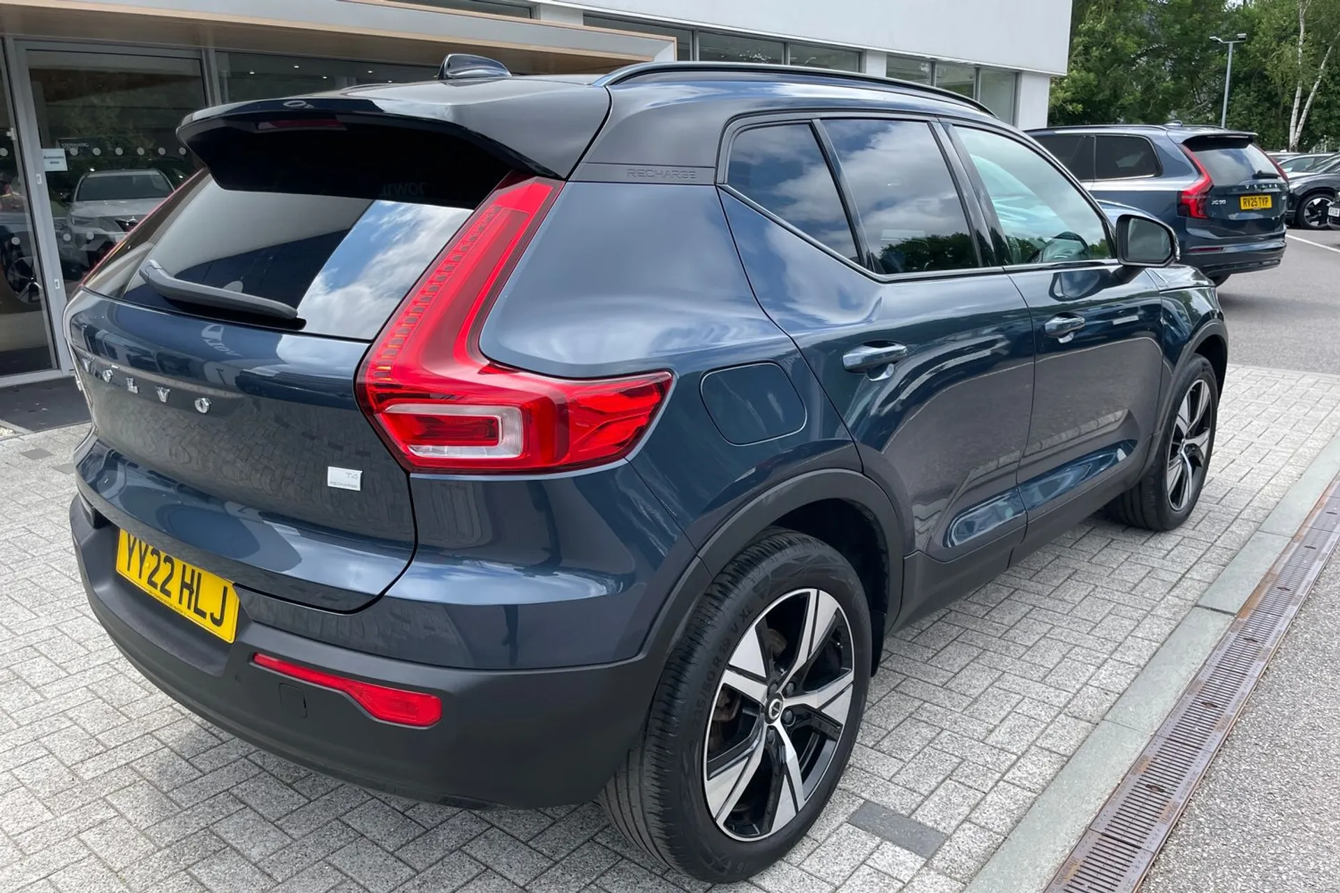 Volvo XC40 thumbnail image number 7