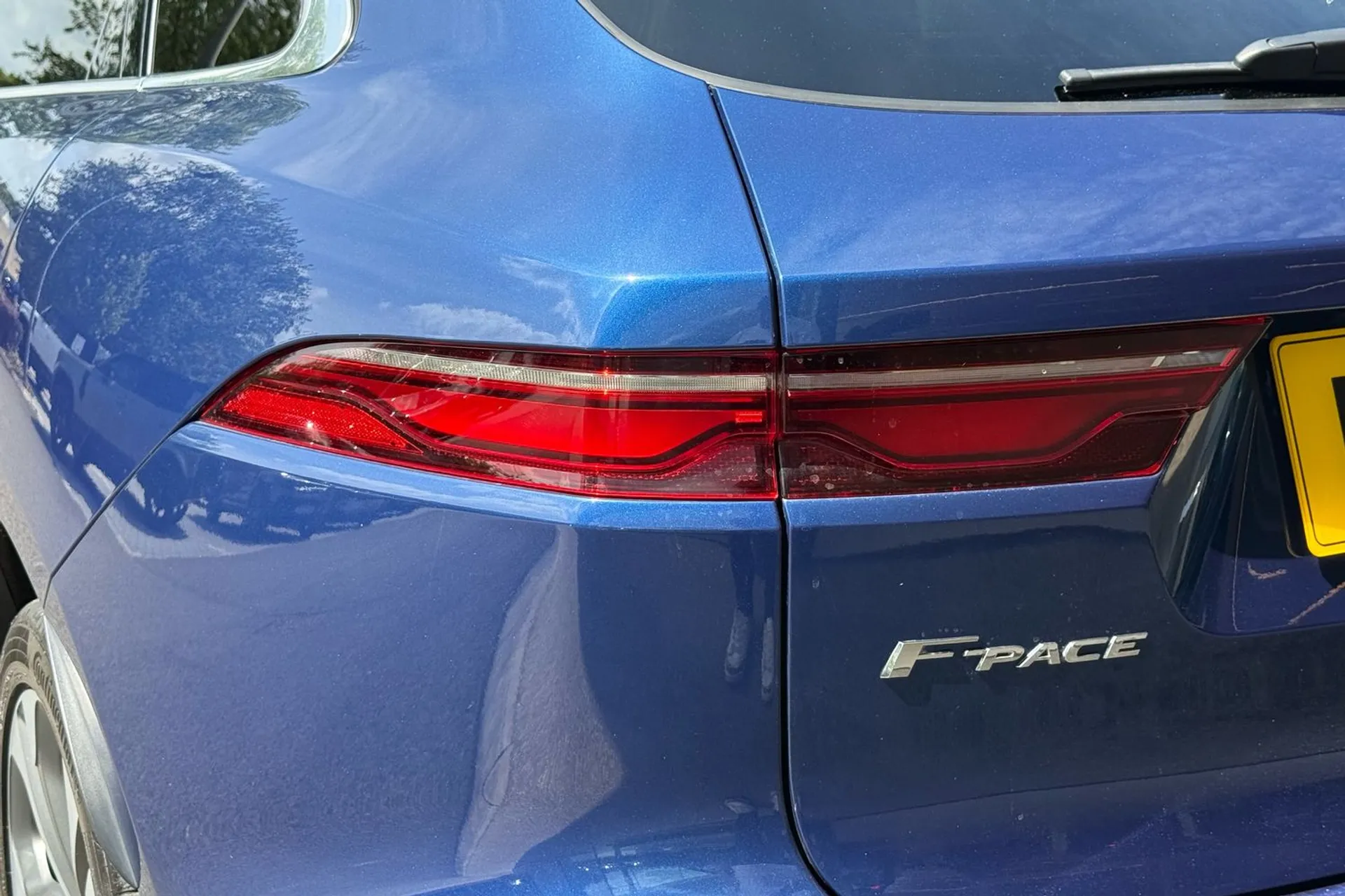 Jaguar F-PACE thumbnail image number 62