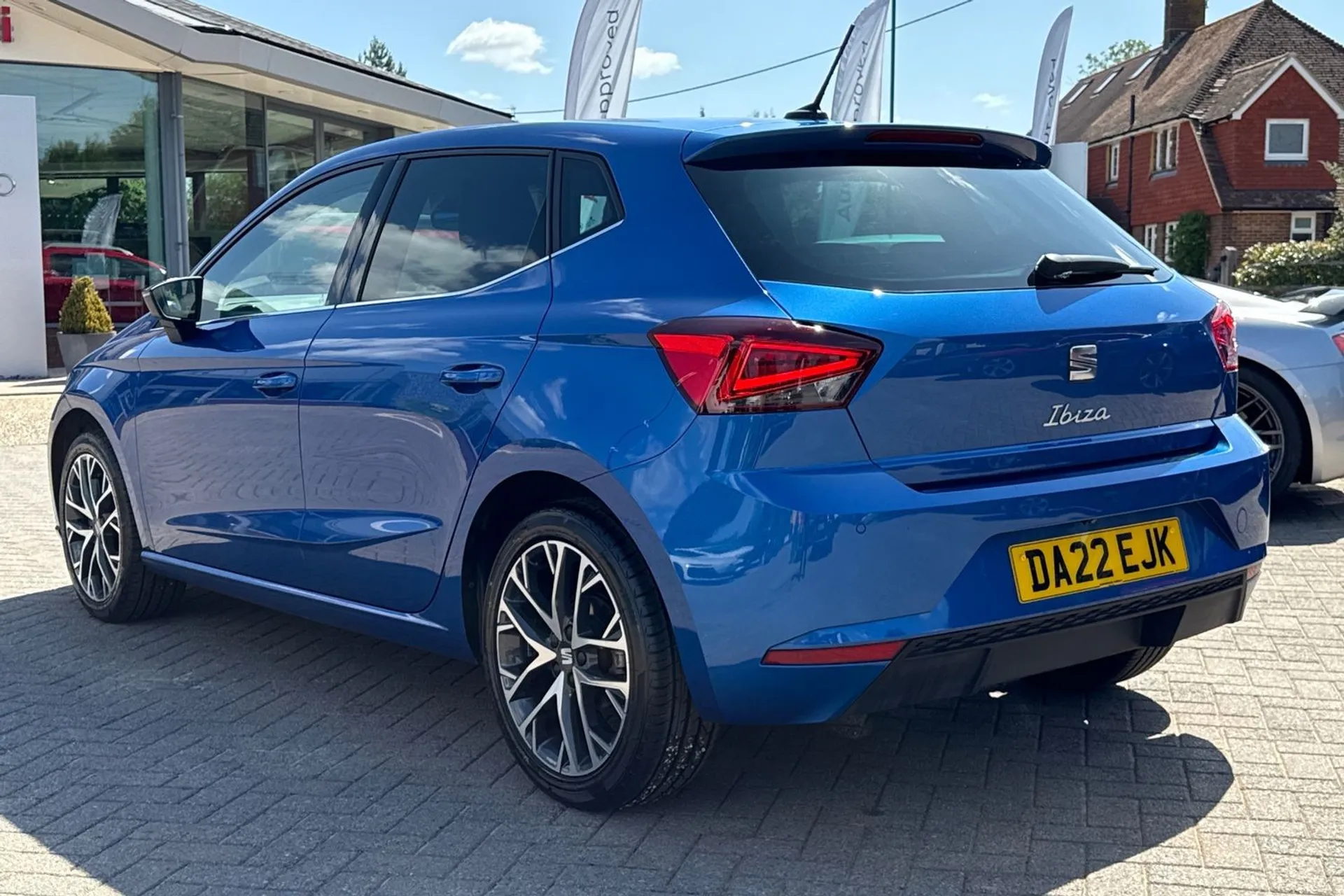 SEAT IBIZA thumbnail image number 6