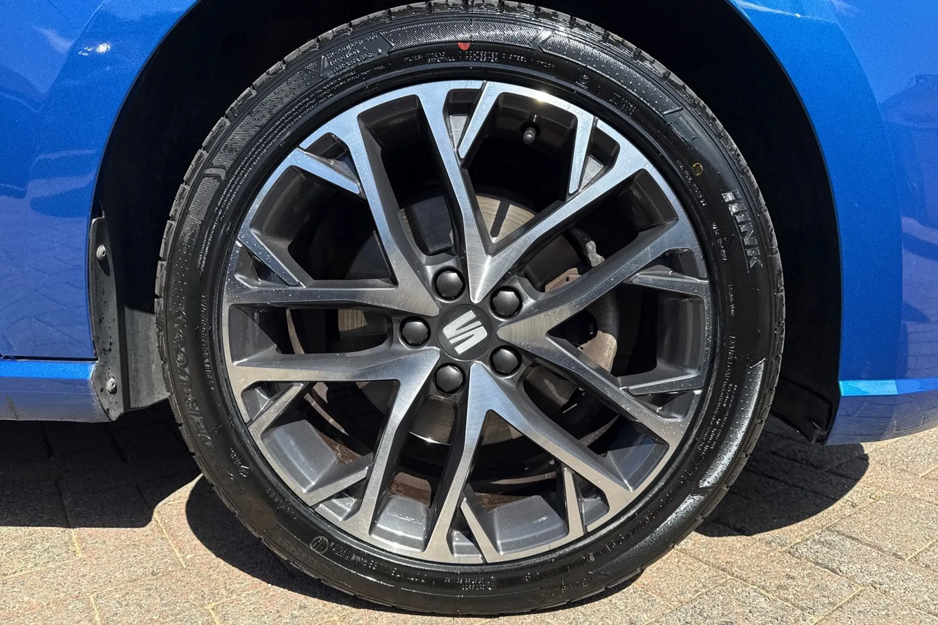 SEAT IBIZA thumbnail image number 8