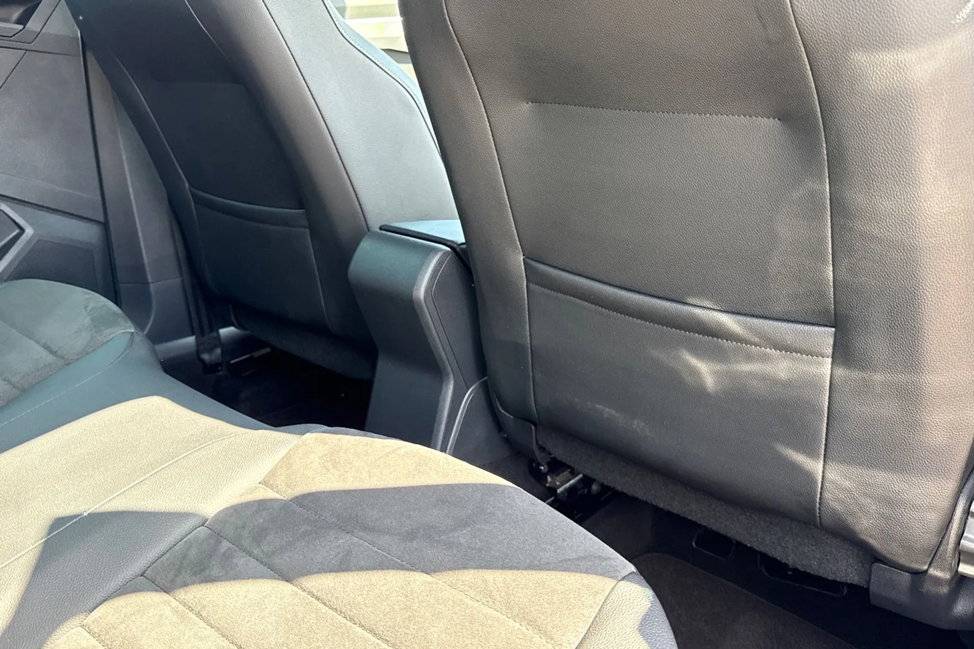 SEAT IBIZA thumbnail image number 36