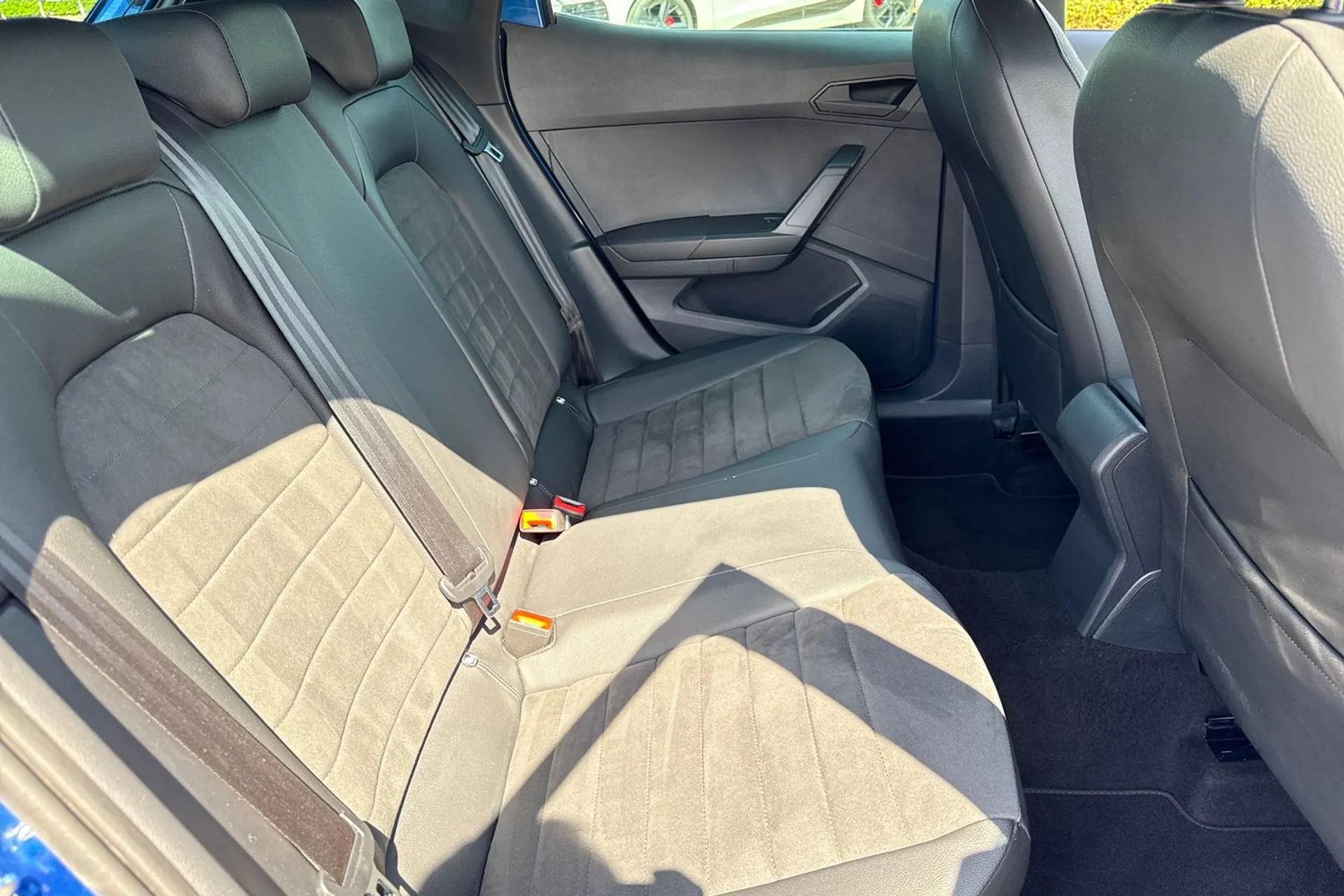 SEAT IBIZA thumbnail image number 35