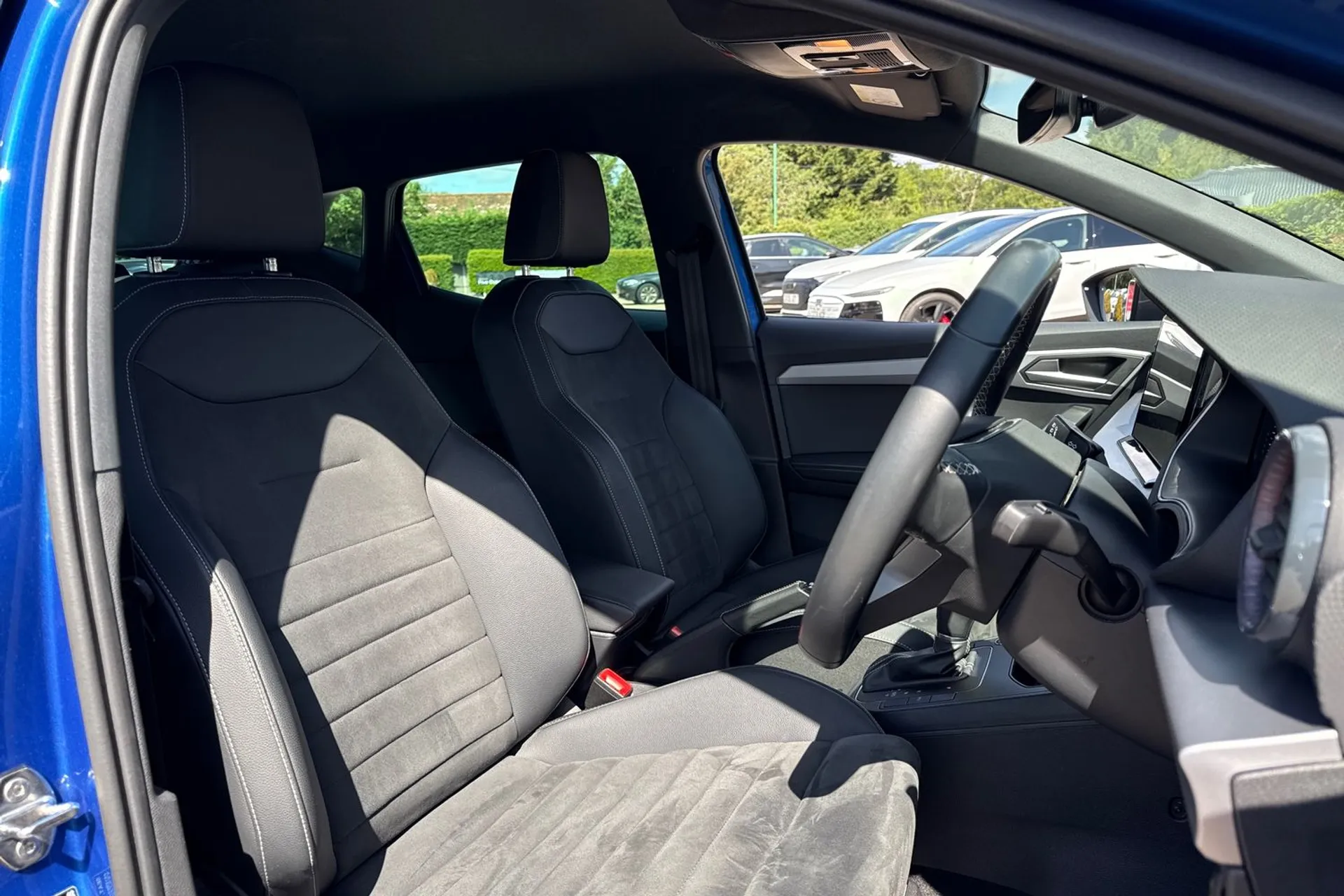 SEAT IBIZA thumbnail image number 22