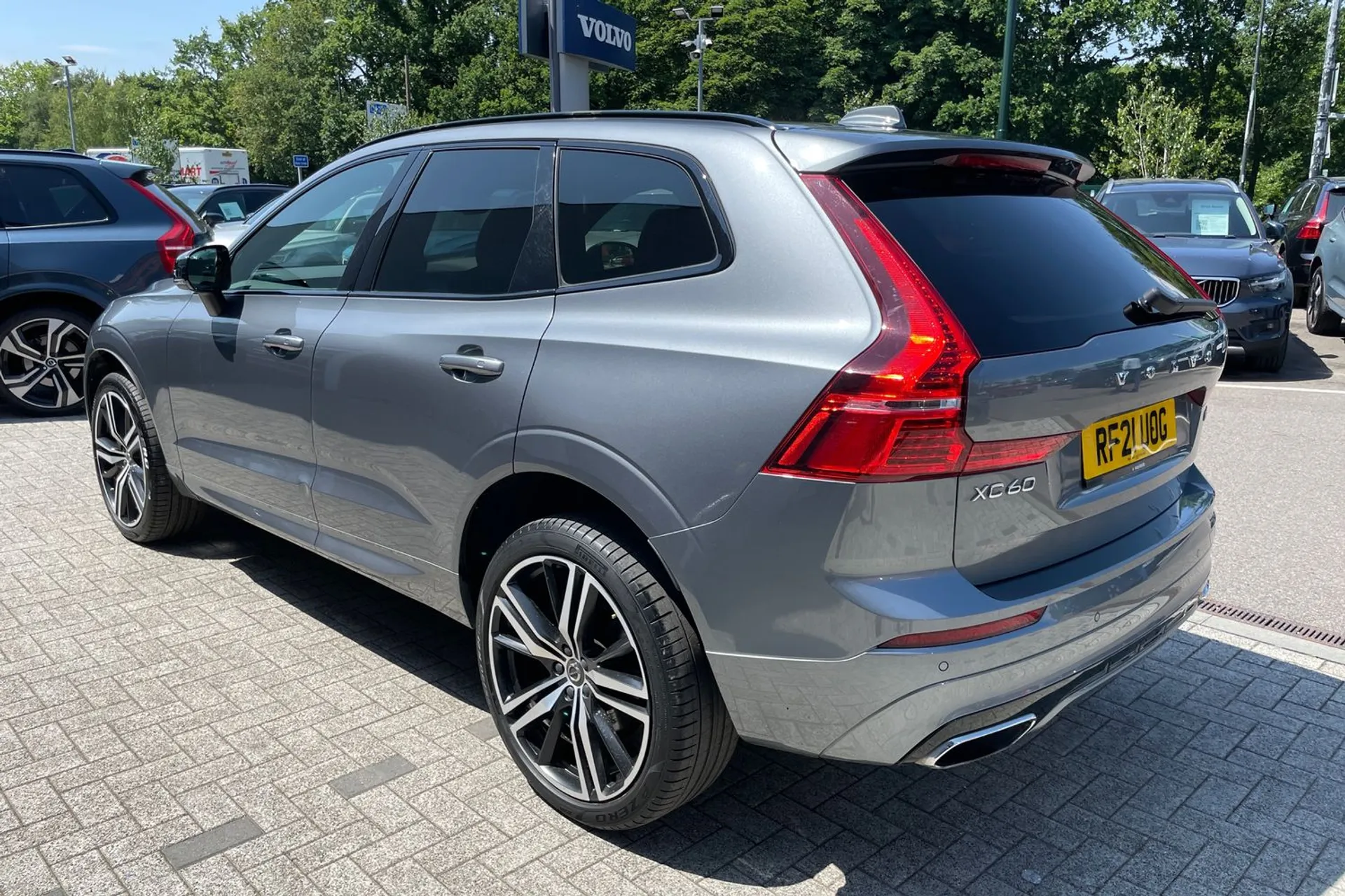 Volvo XC60 thumbnail image number 9