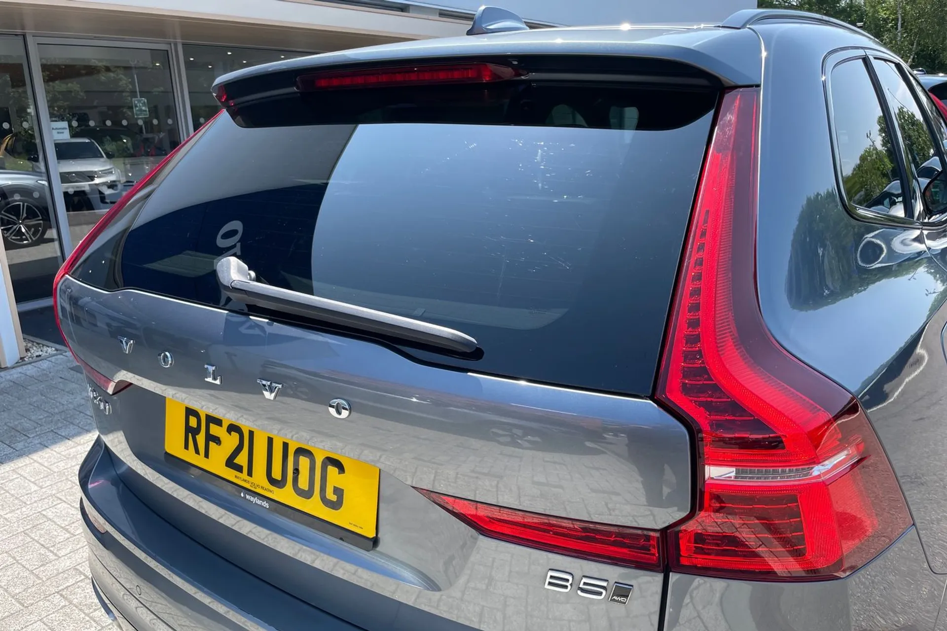 Volvo XC60 thumbnail image number 14