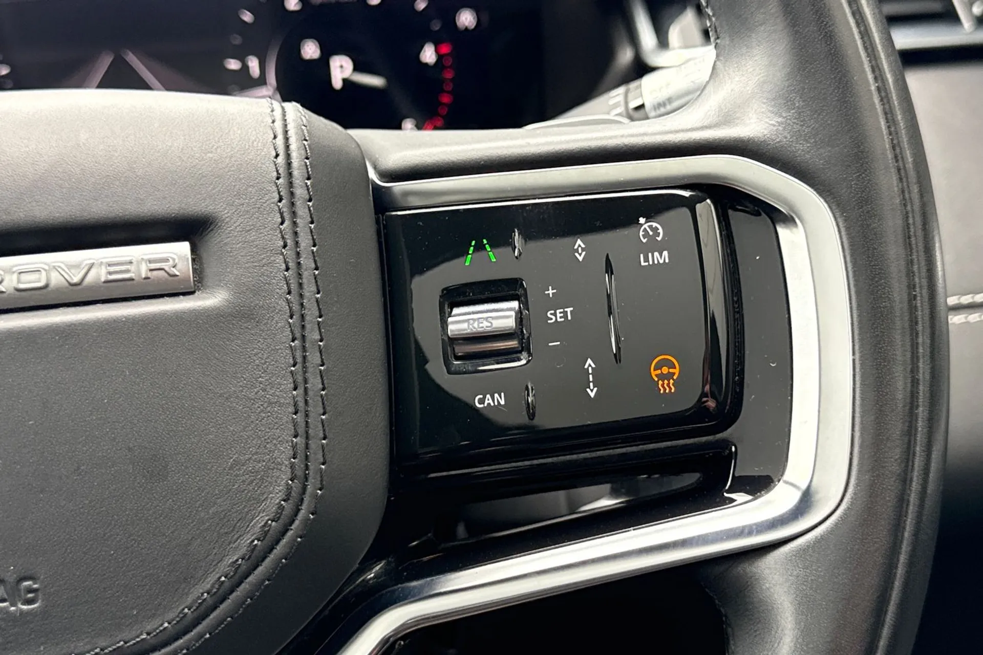 LAND ROVER RANGE ROVER VELAR thumbnail image number 59