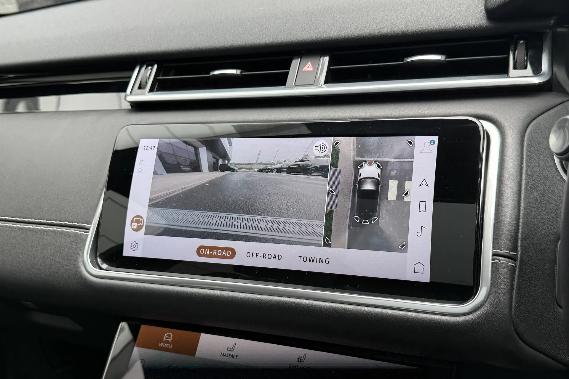 LAND ROVER RANGE ROVER VELAR thumbnail image number 54
