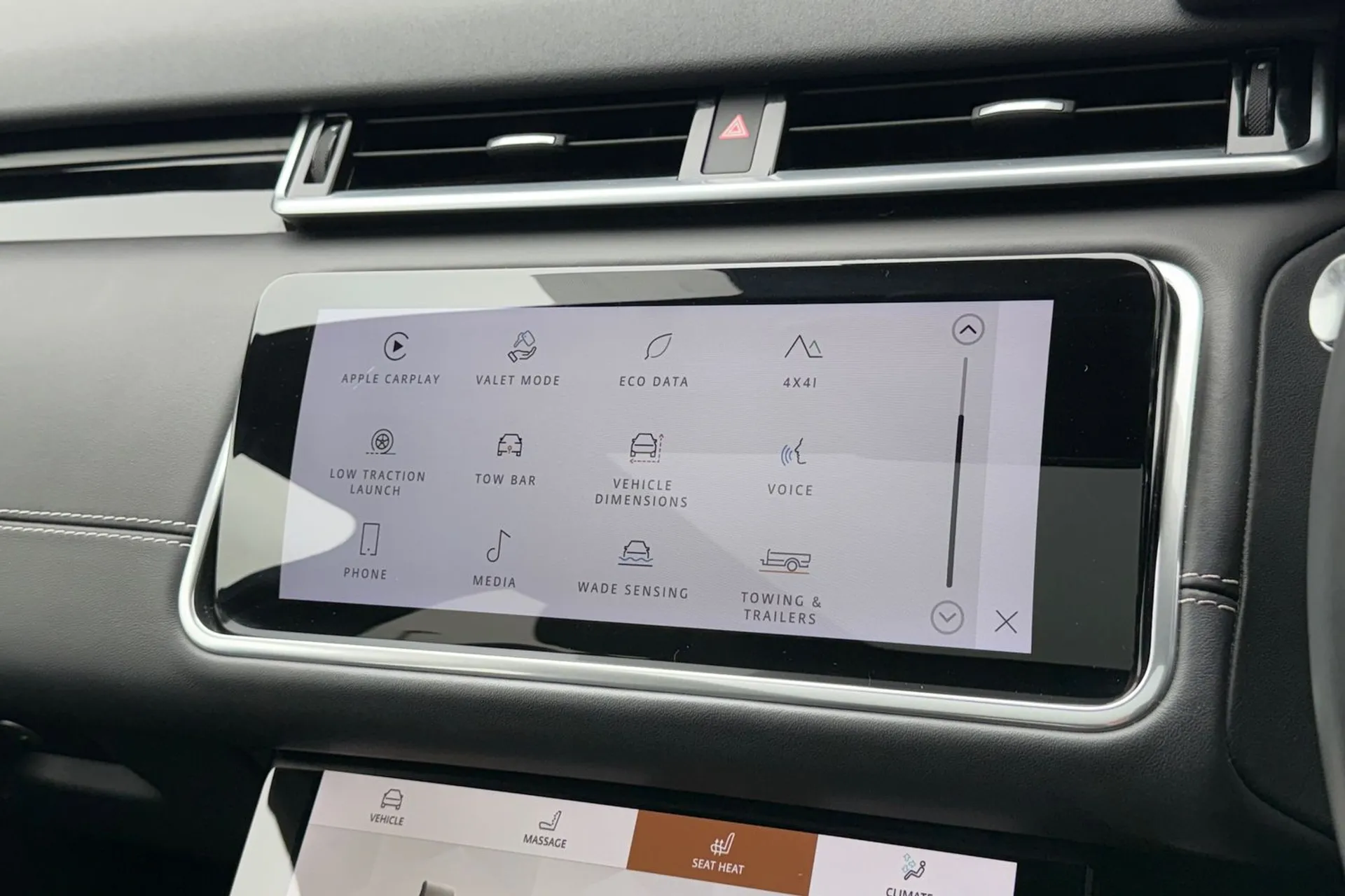 LAND ROVER RANGE ROVER VELAR thumbnail image number 68