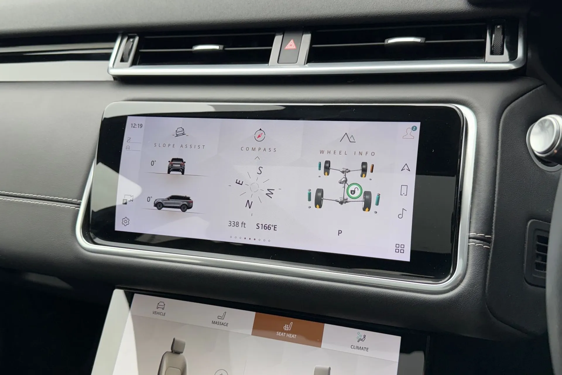 LAND ROVER RANGE ROVER VELAR thumbnail image number 65