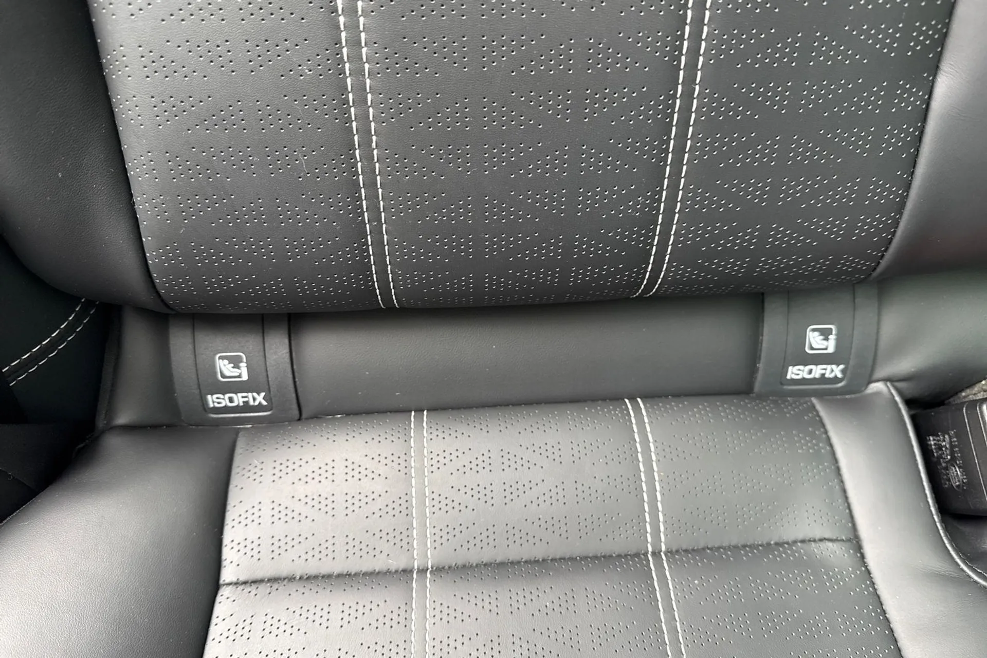 LAND ROVER RANGE ROVER VELAR thumbnail image number 44