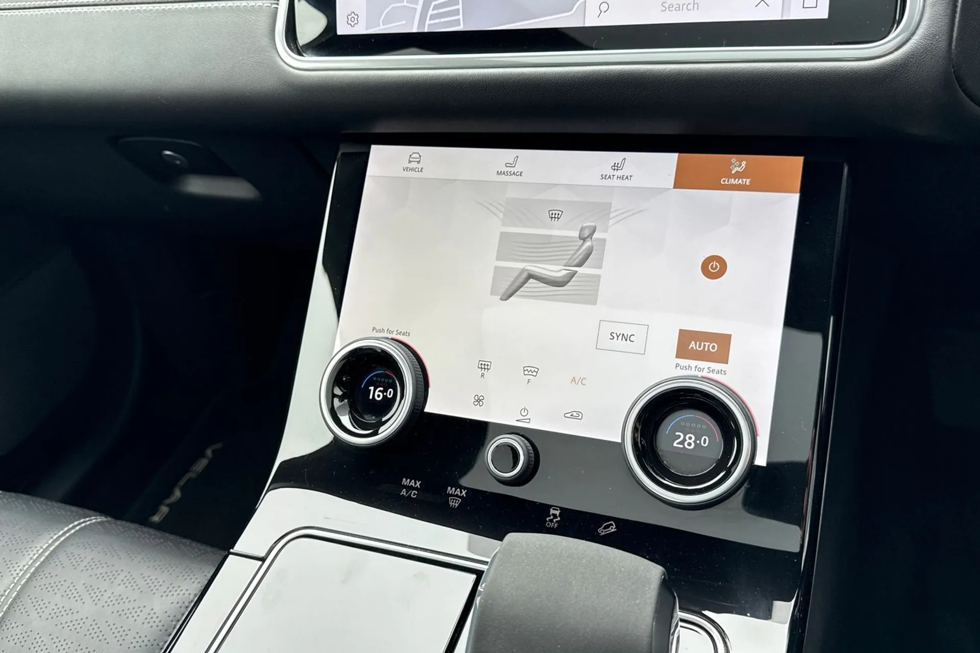 LAND ROVER RANGE ROVER VELAR thumbnail image number 56