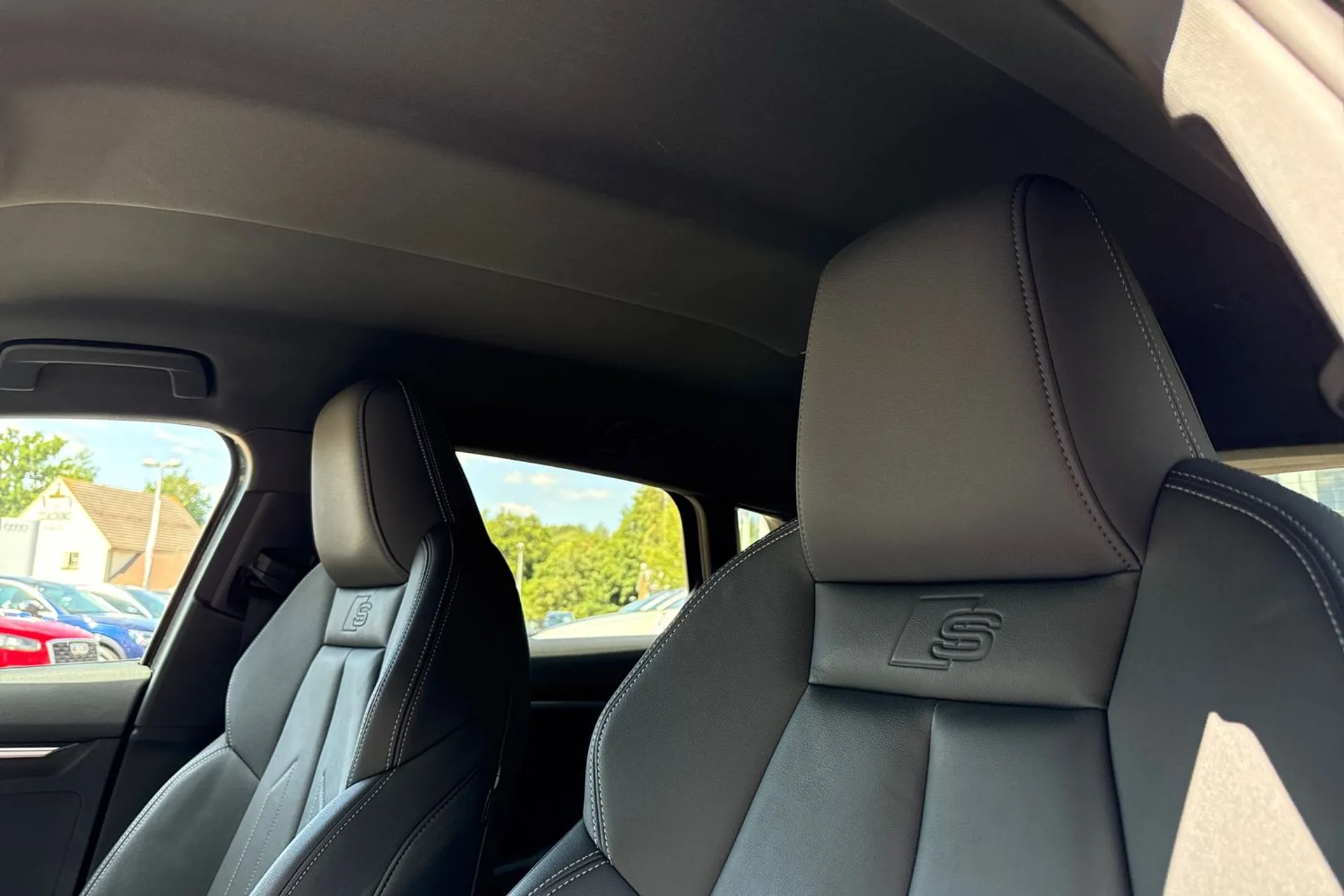 Audi A3 thumbnail image number 28