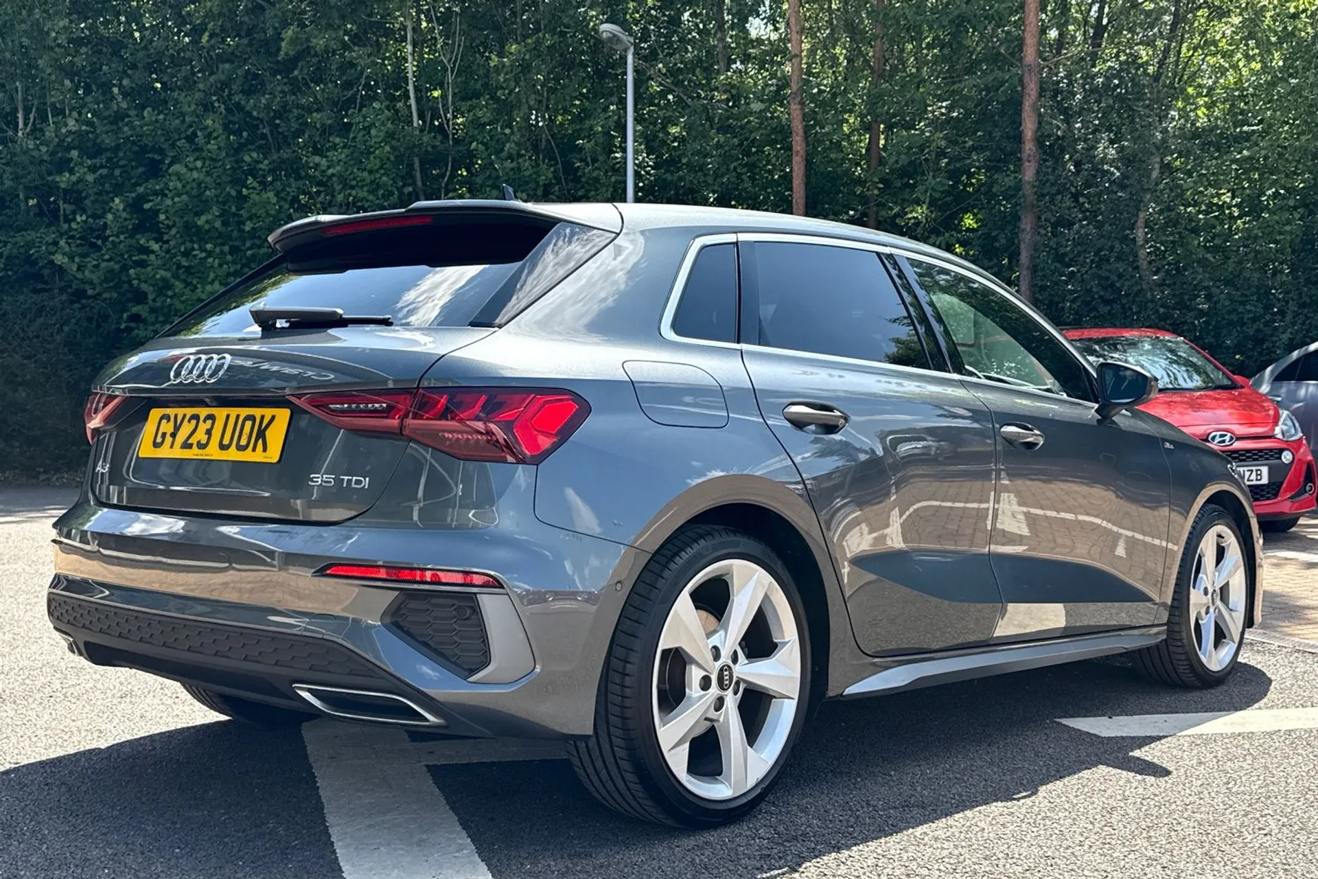Audi A3 thumbnail image number 6